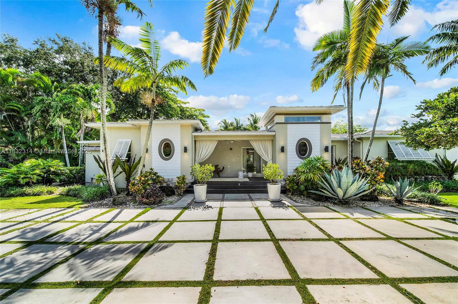 6645 SW 73rd Ct Unit: .