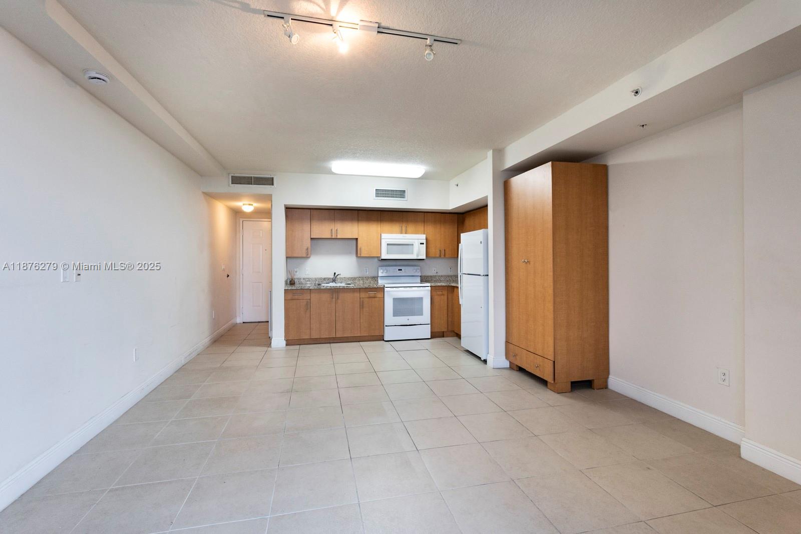 2350 SW 27th Ave # 1100