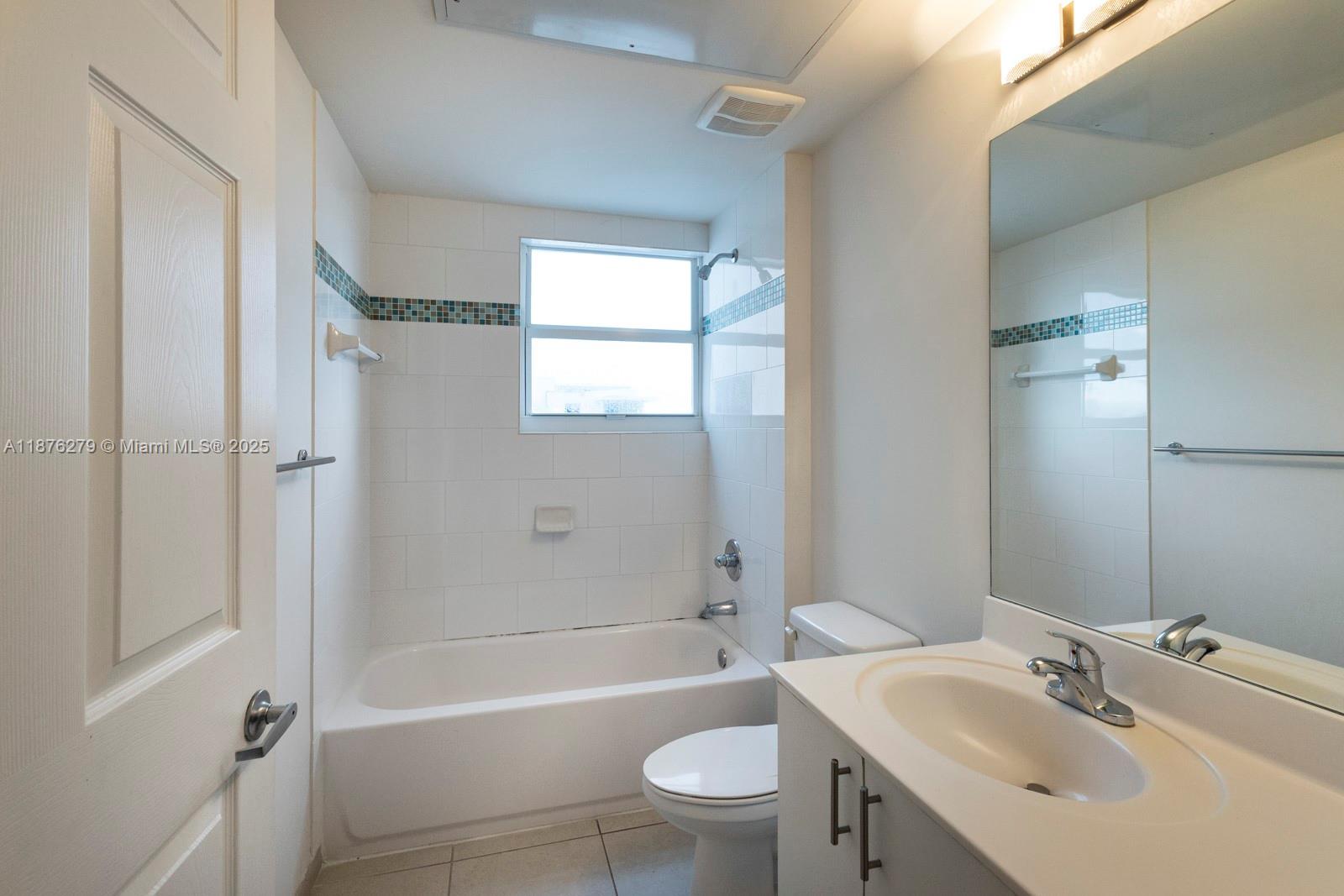 2350 SW 27th Ave # 1100