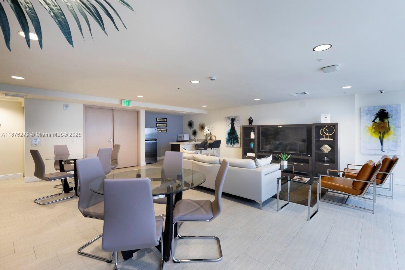 2350 SW 27th Ave # 1100