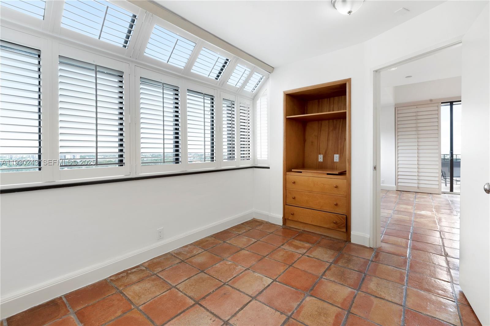 151 Crandon Blvd # 841