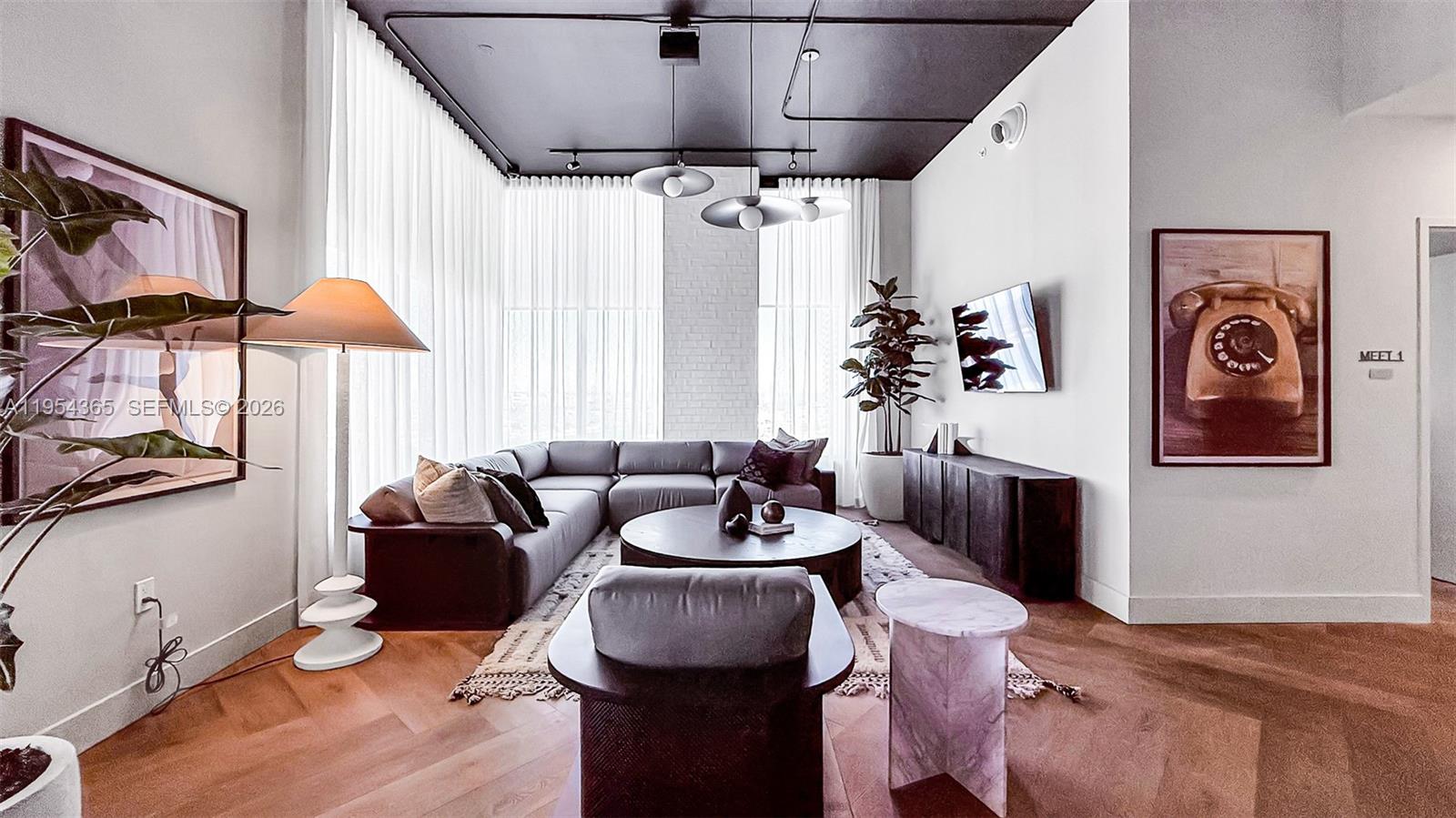120 NE 5 # 1608