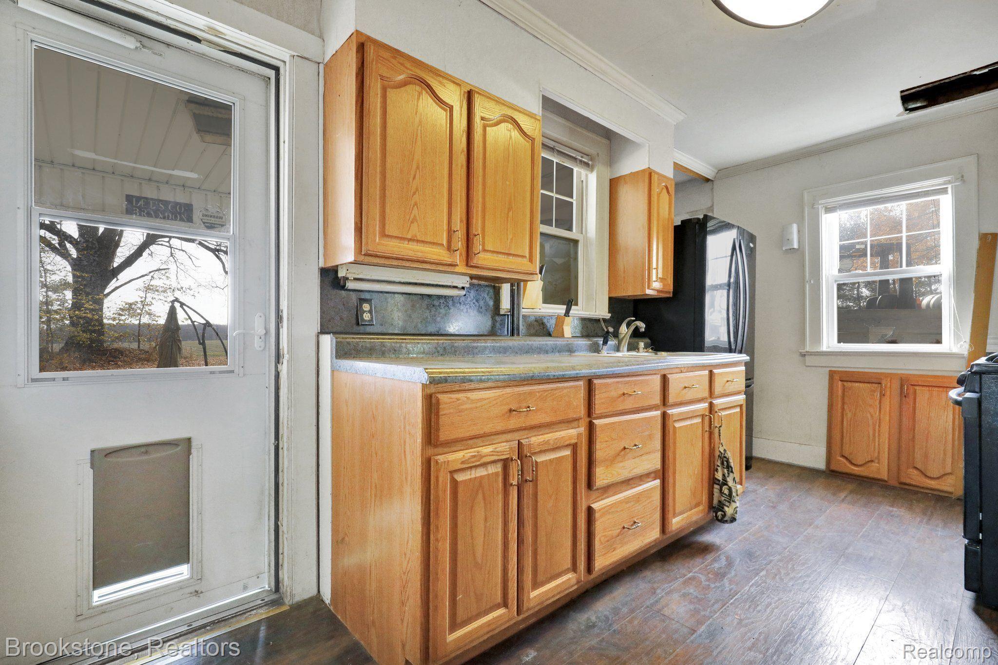 328 N ONONDAGA Road