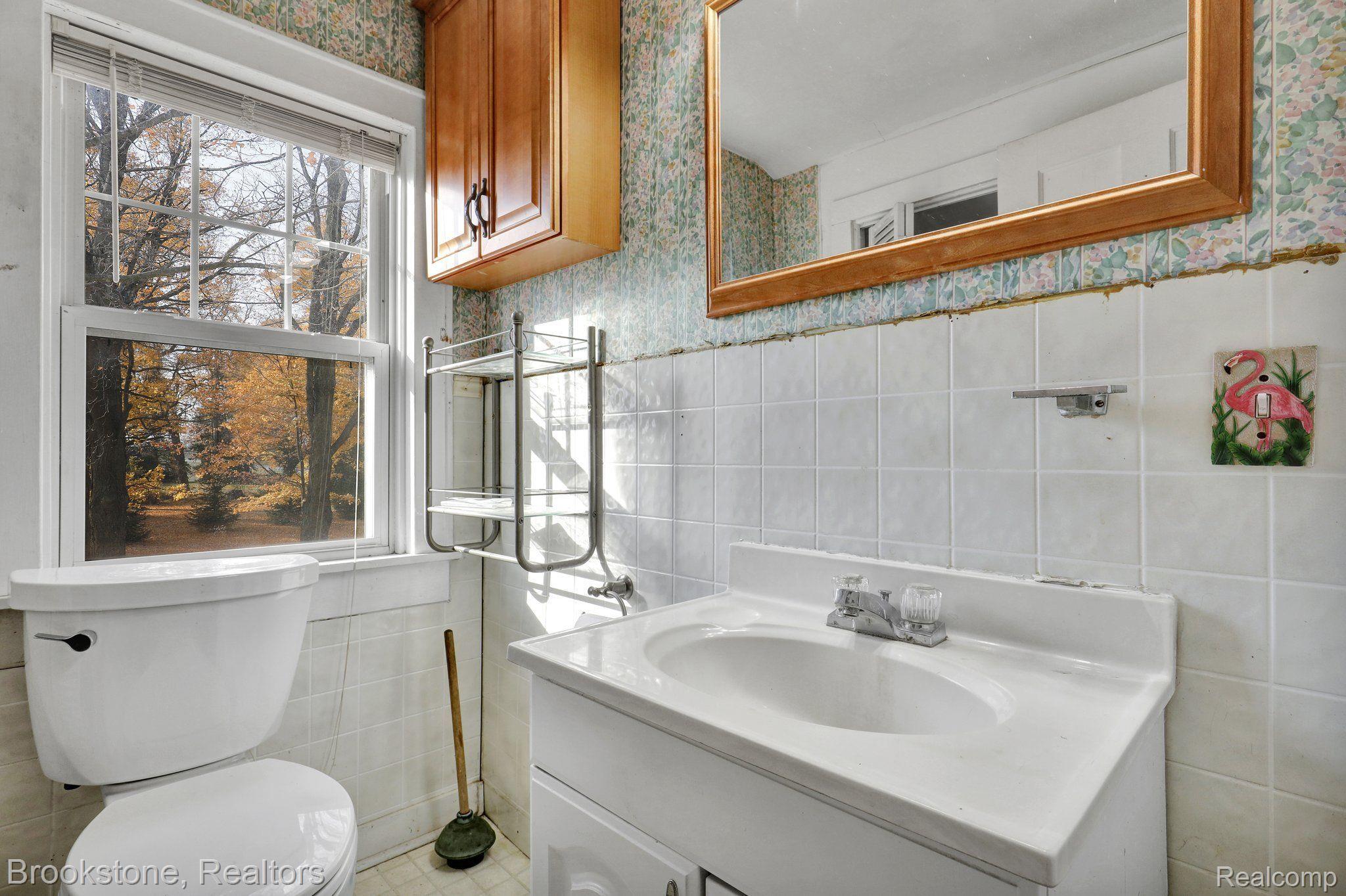 328 N ONONDAGA Road