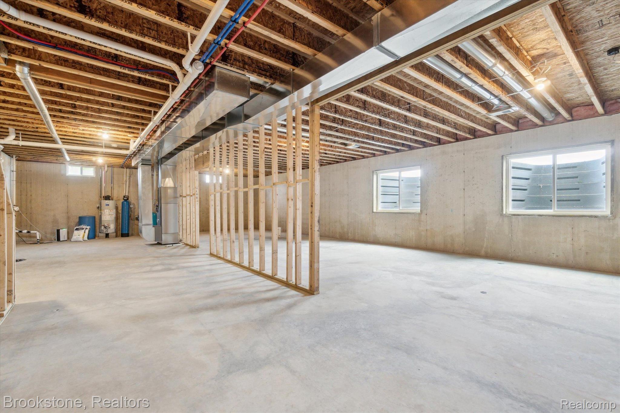 4050 CAYMAN Drive