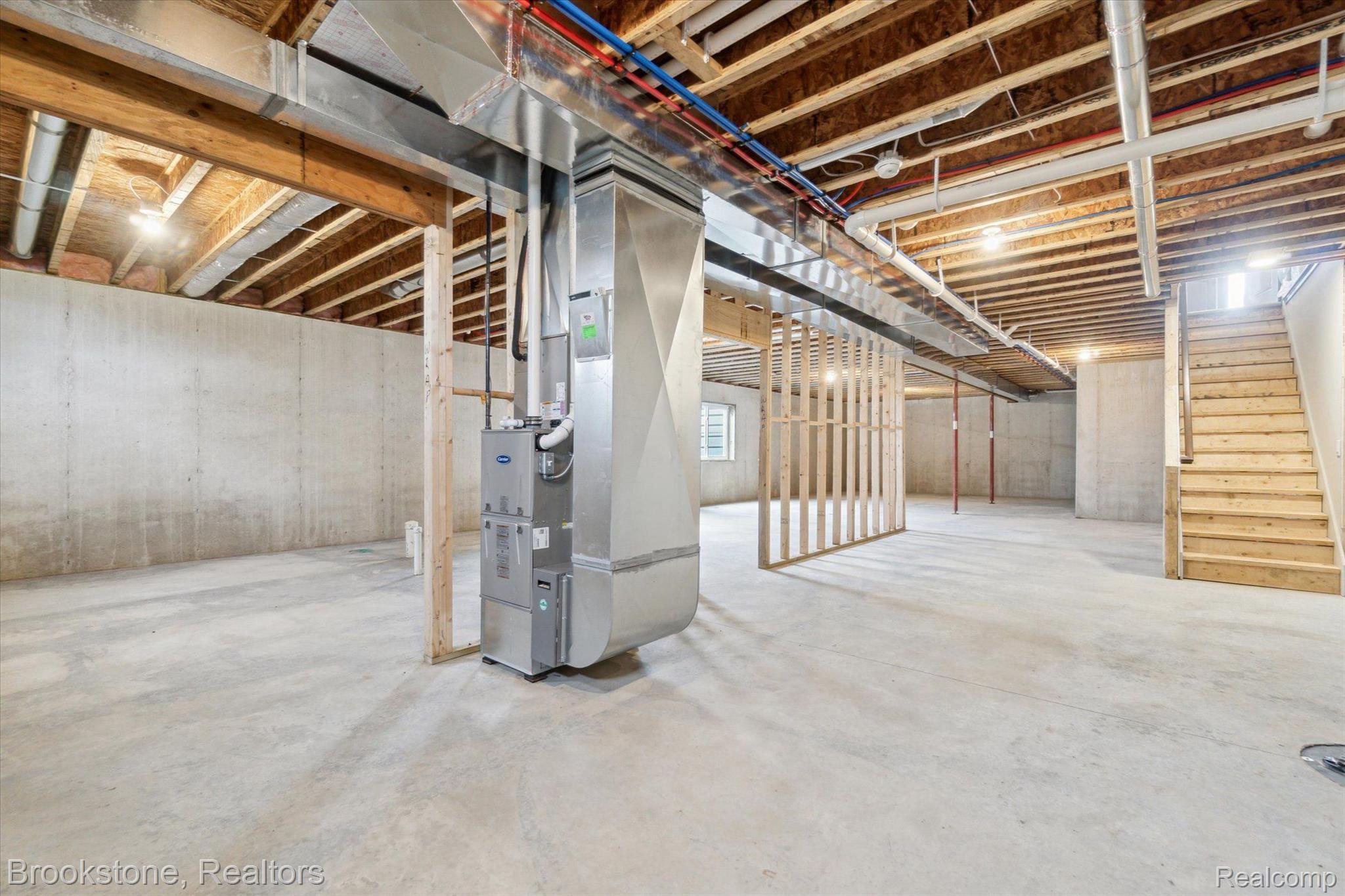 4050 CAYMAN Drive