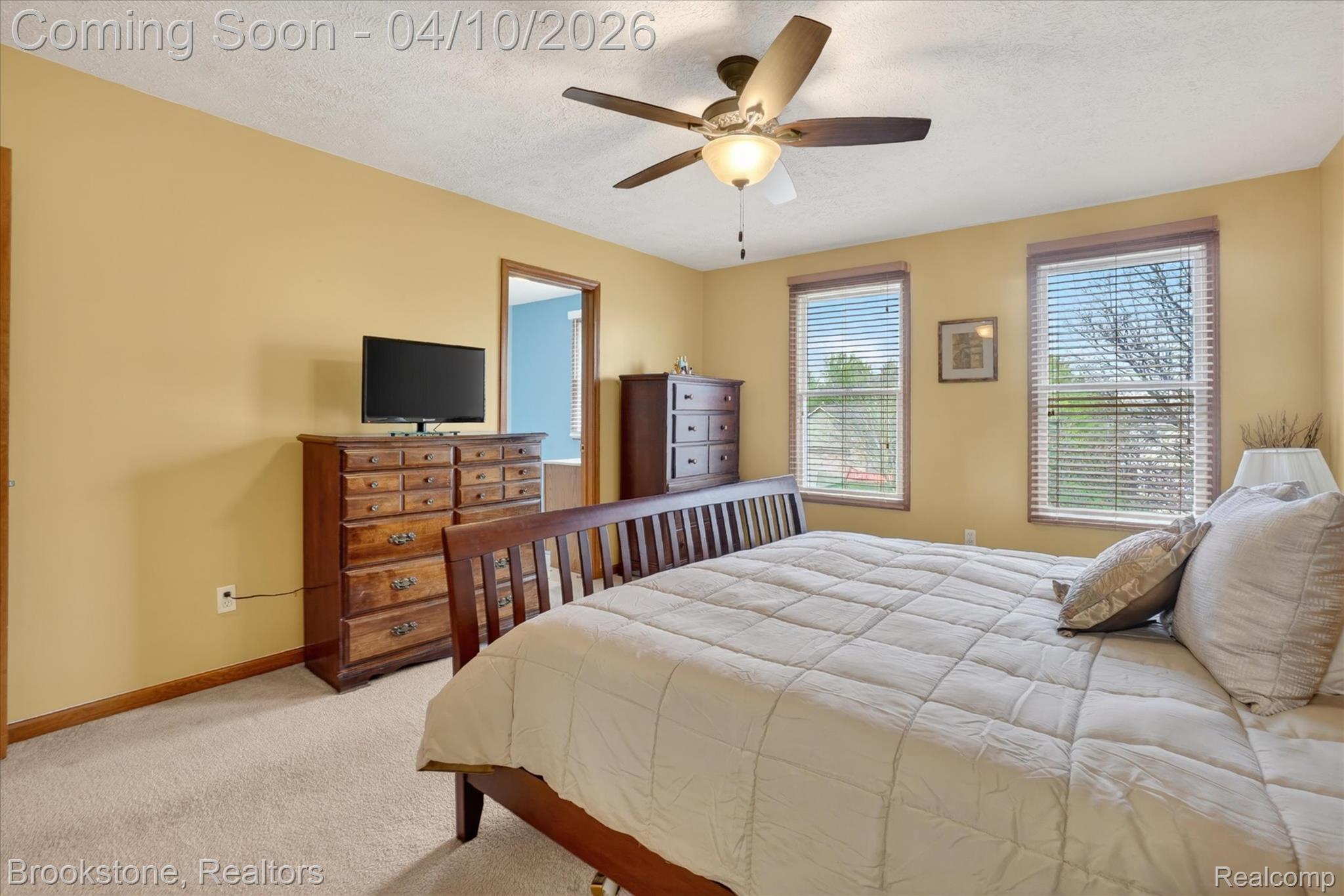 12359 Mission Hills Drive