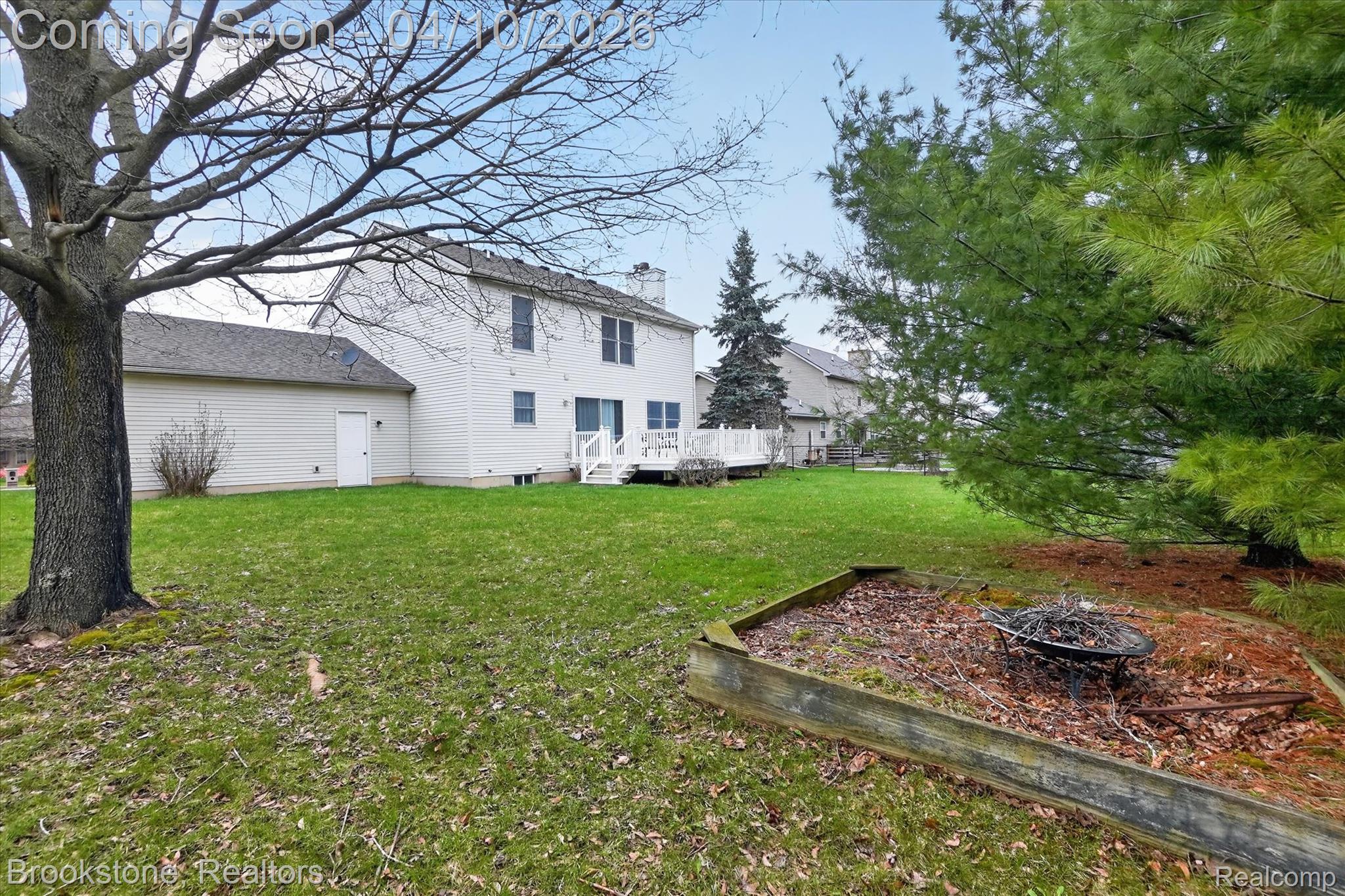 12359 Mission Hills Drive