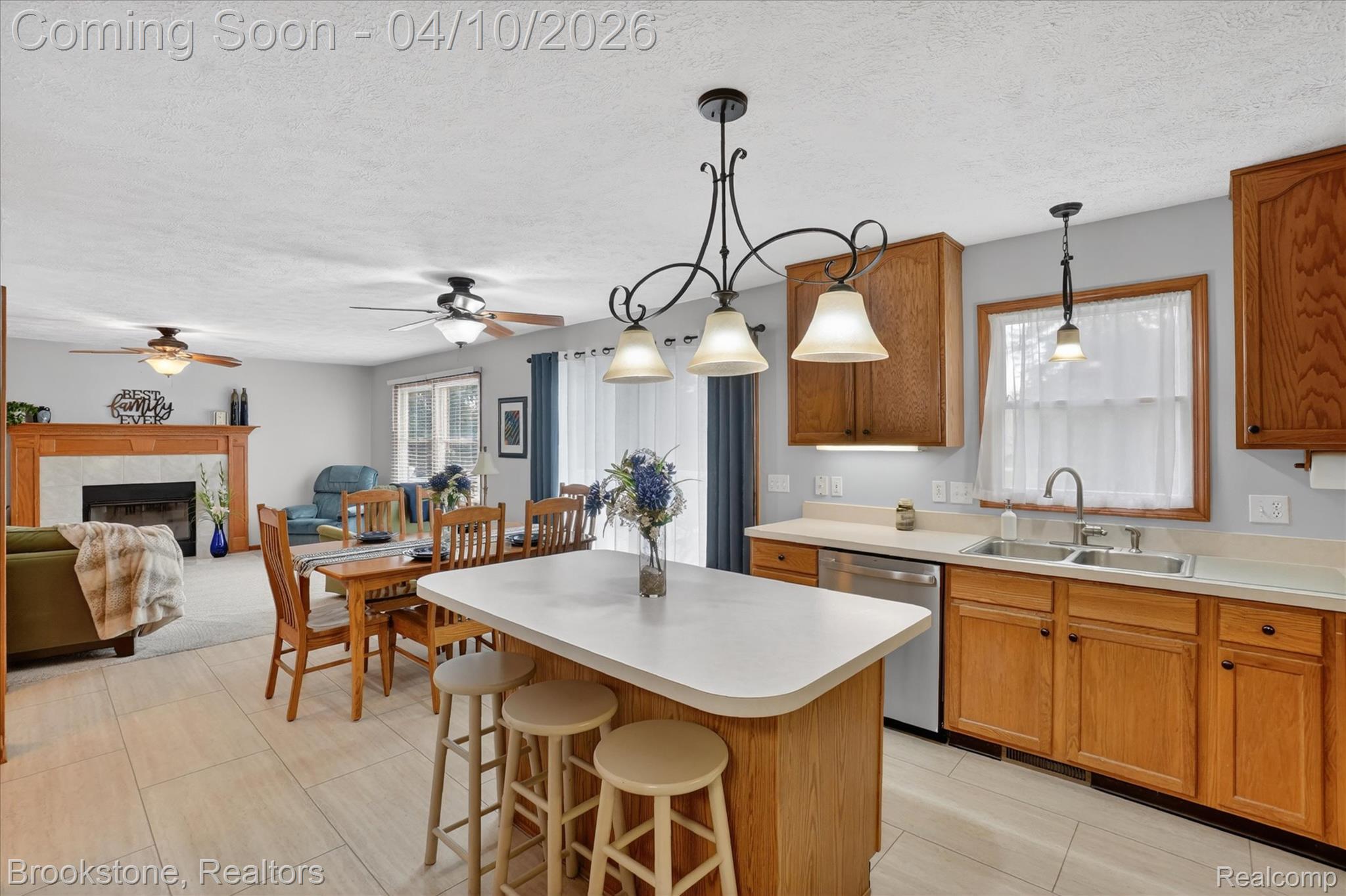 12359 Mission Hills Drive