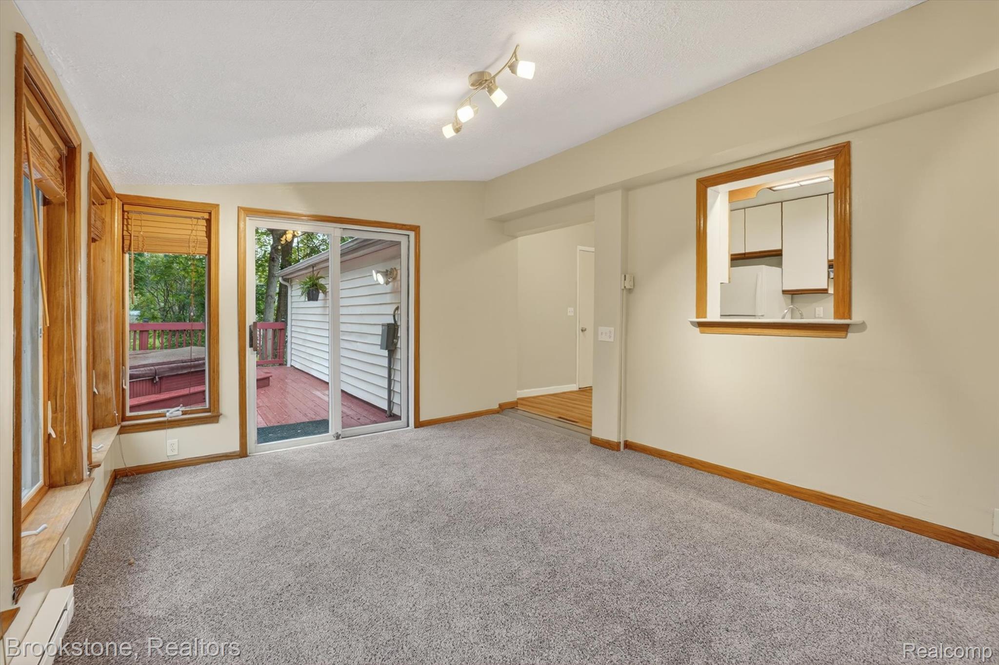 4547 Marlborough Drive