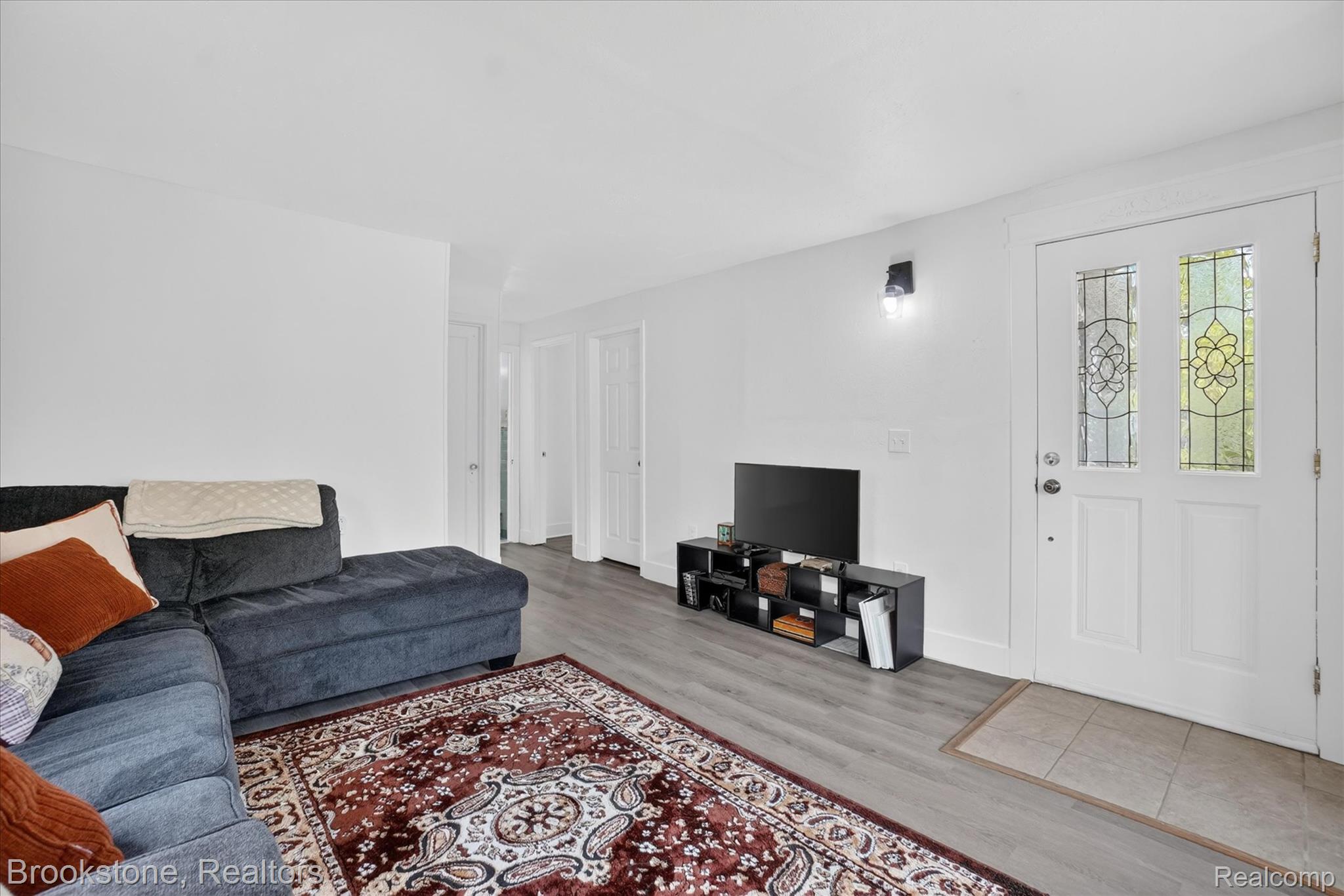 1331 Wolf Court