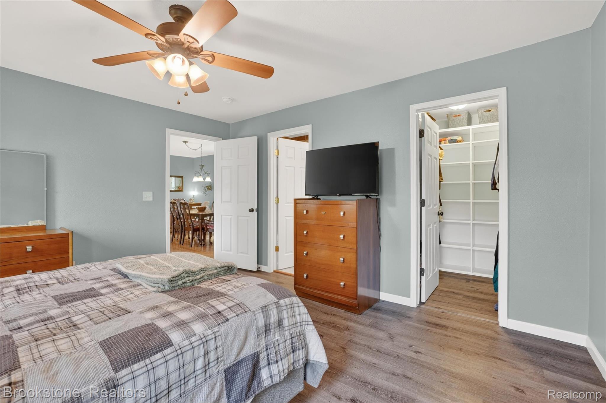 1331 Wolf Court