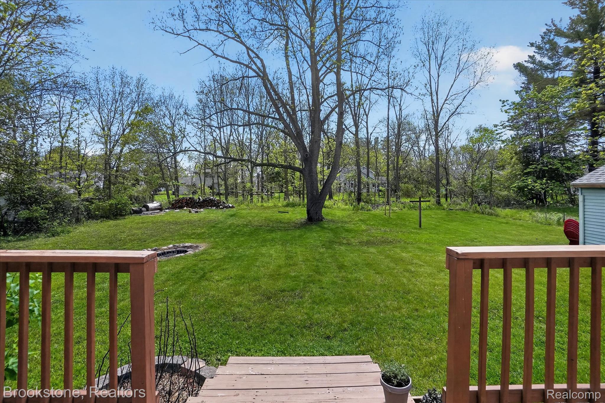 1331 Wolf Court