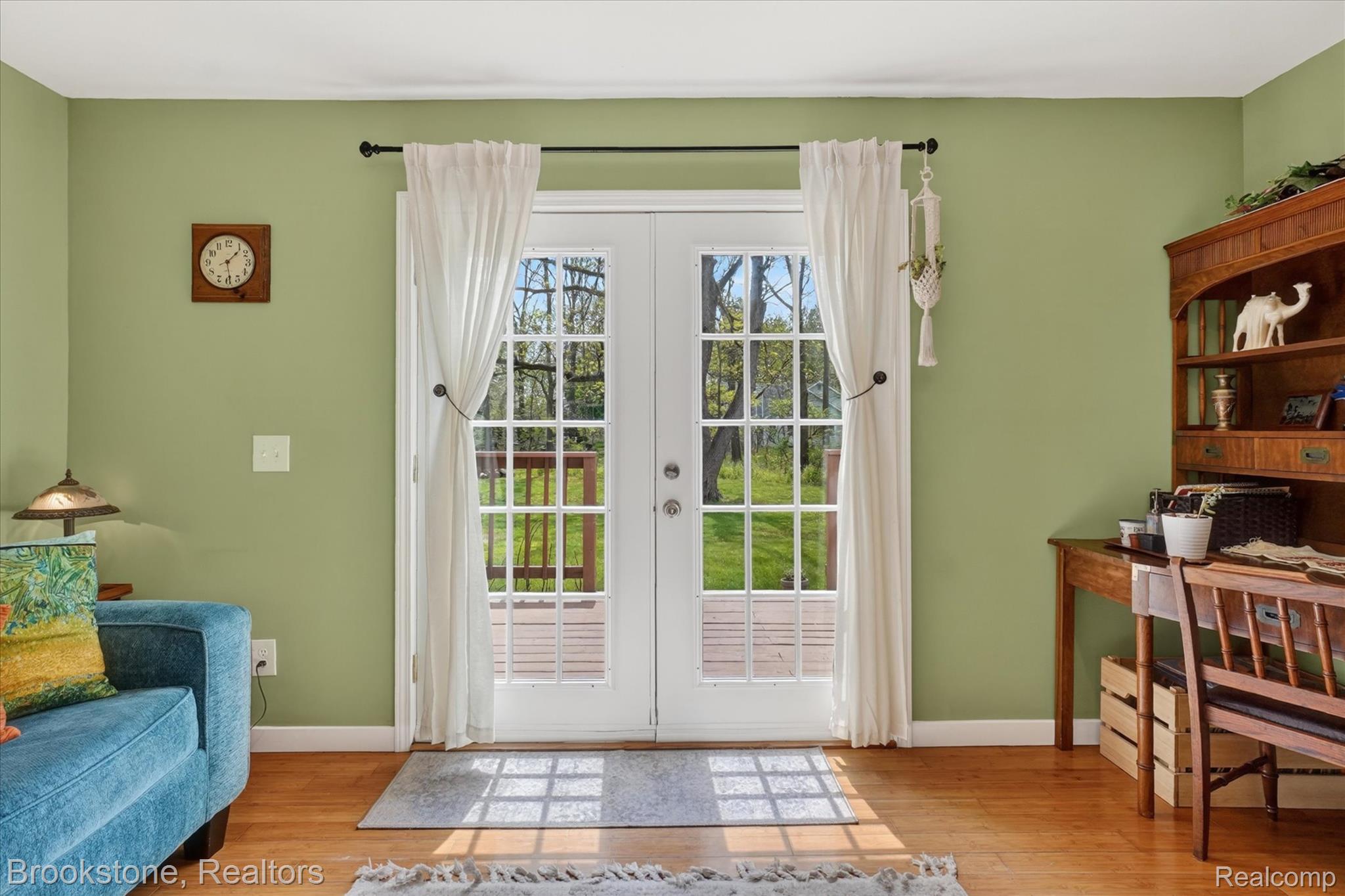 1331 Wolf Court