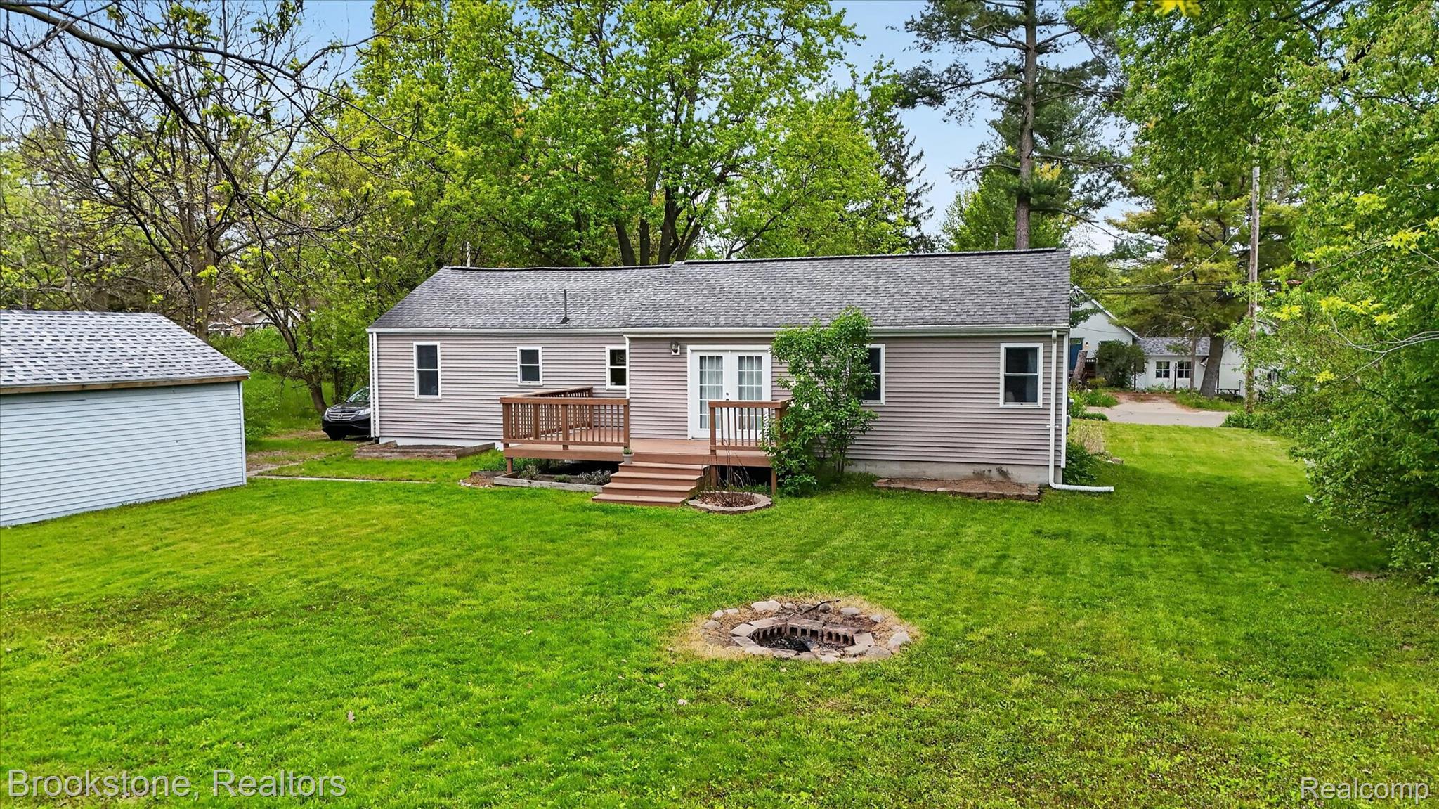 1331 Wolf Court