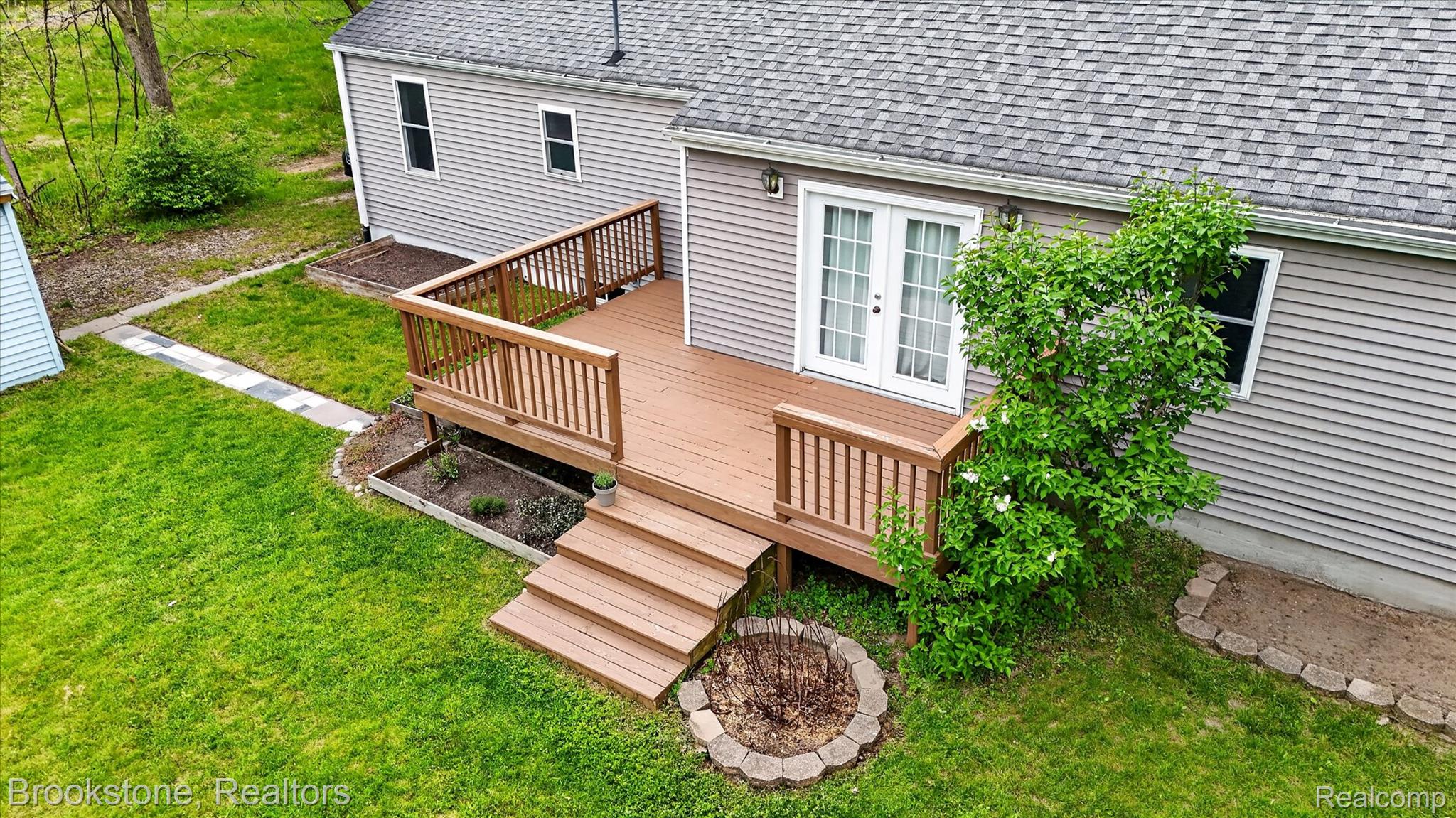 1331 Wolf Court