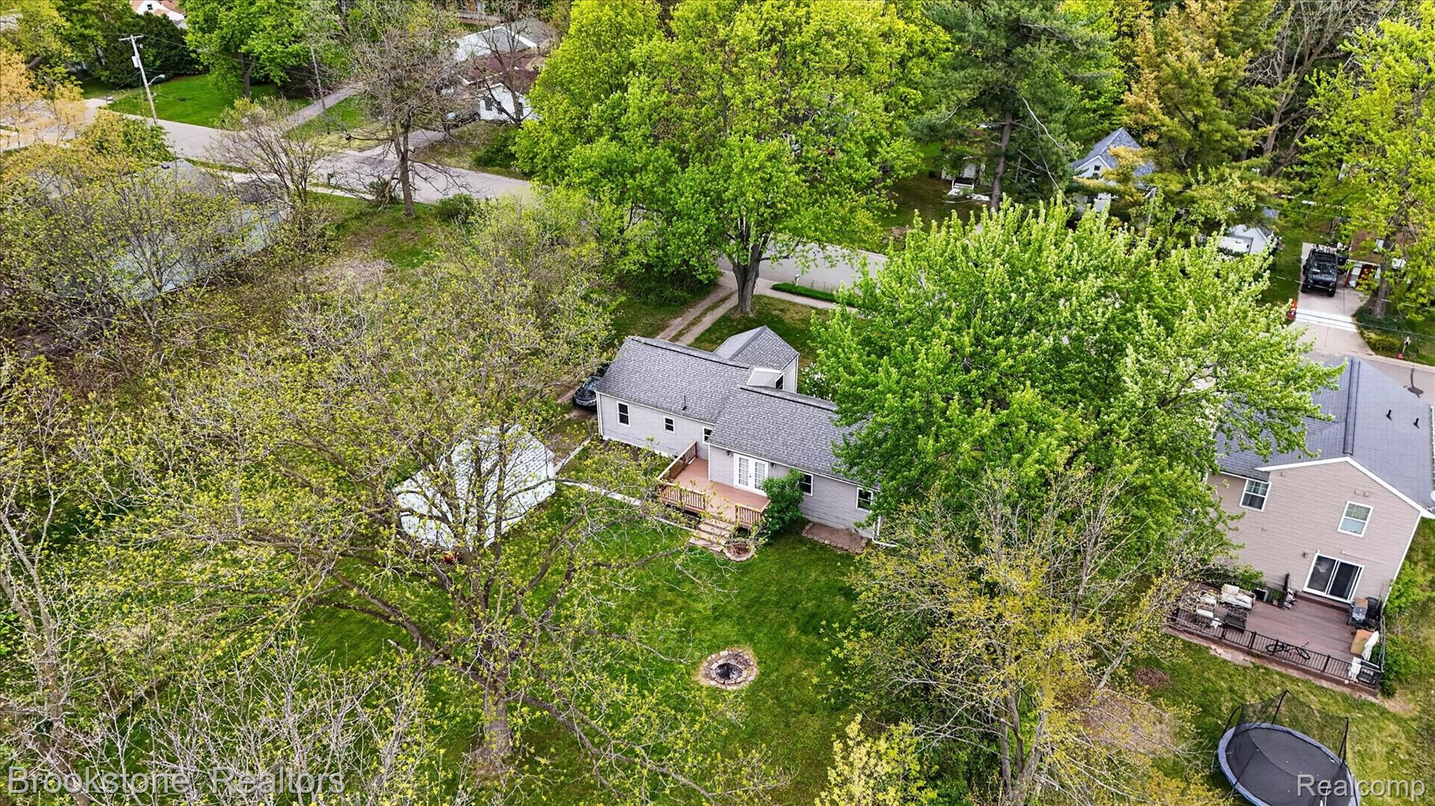 1331 Wolf Court