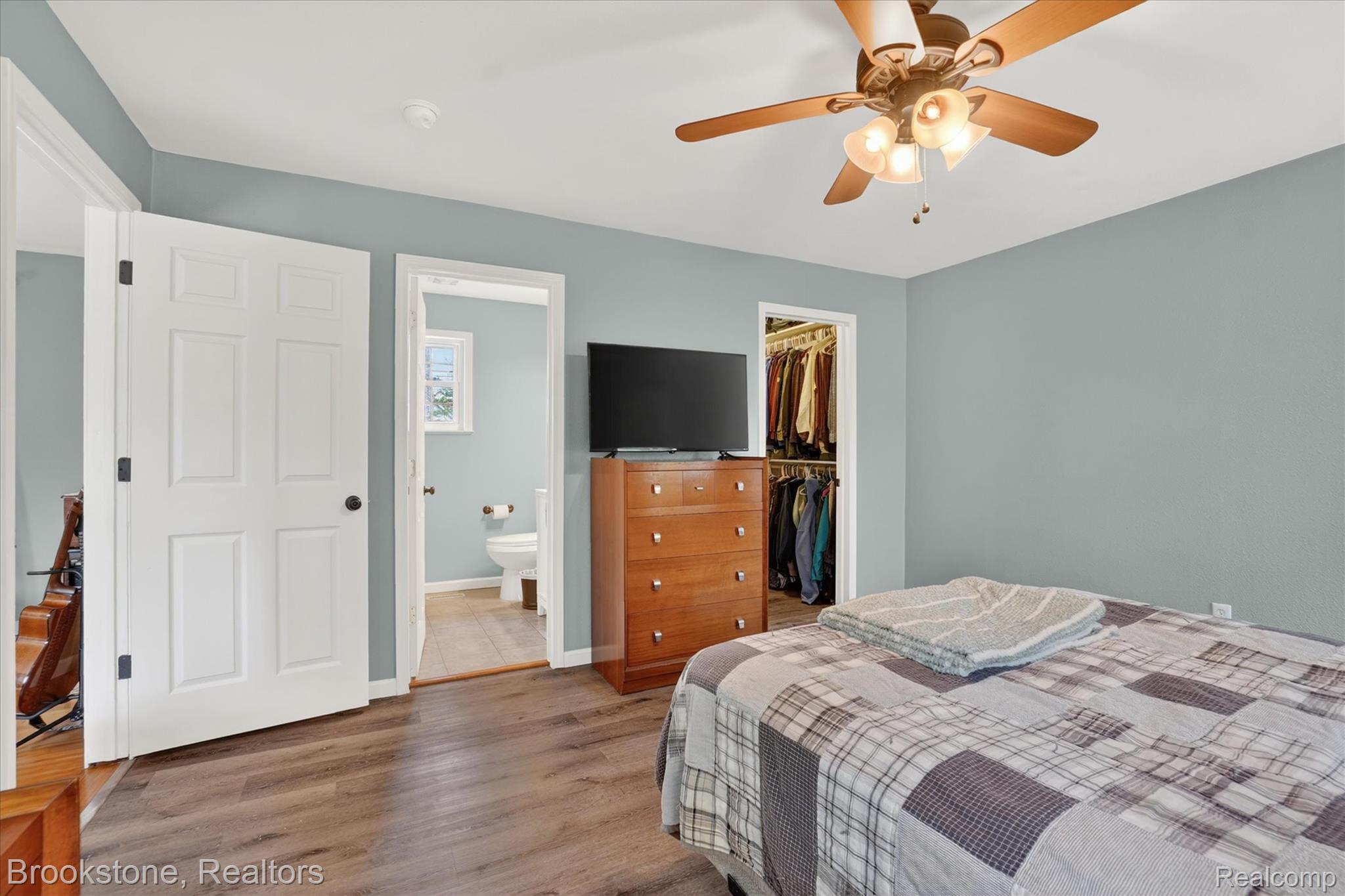 1331 Wolf Court