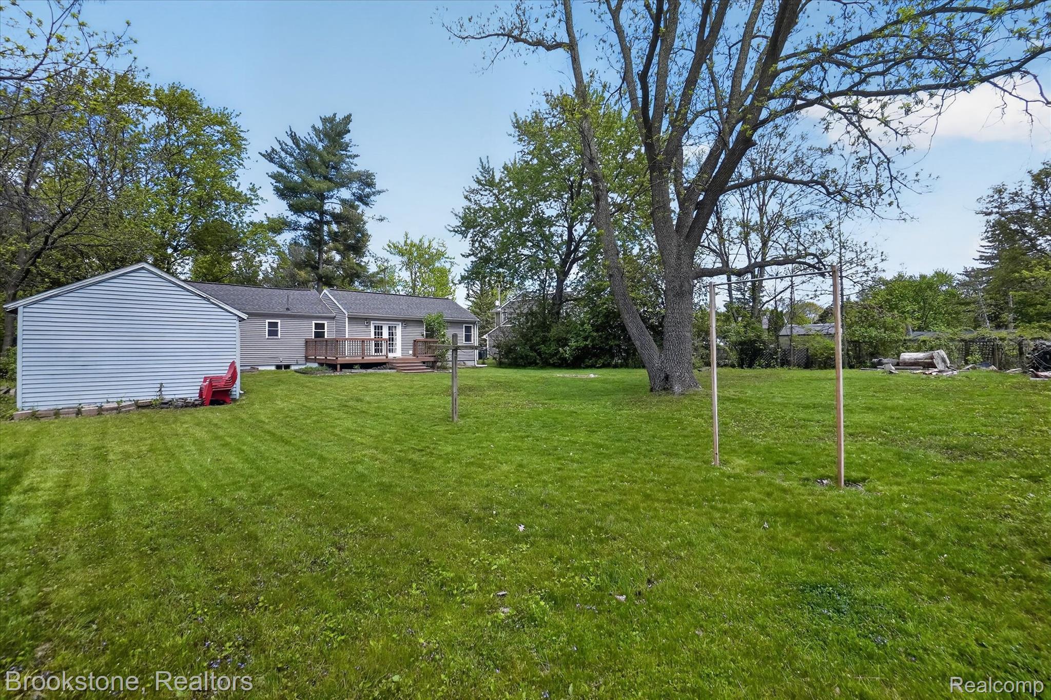 1331 Wolf Court