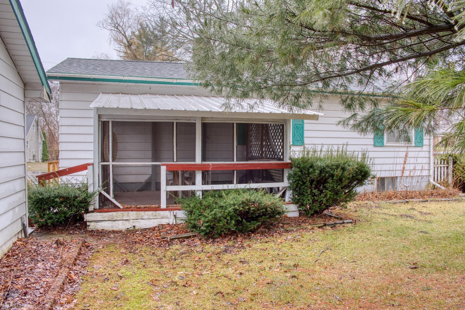332 Fitch Street