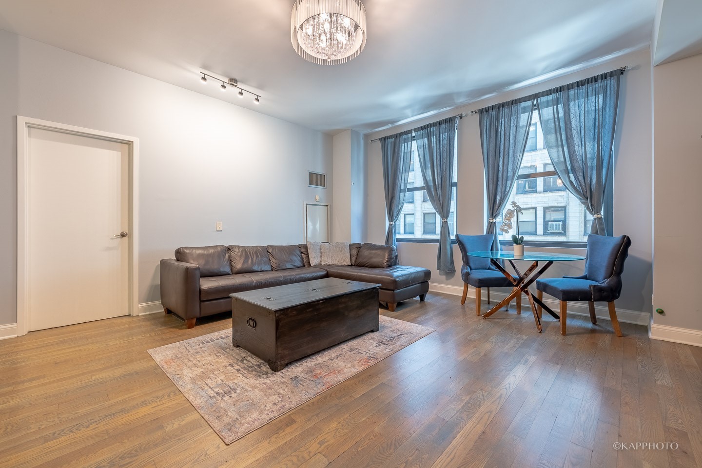 5 N Wabash Avenue Unit: 802