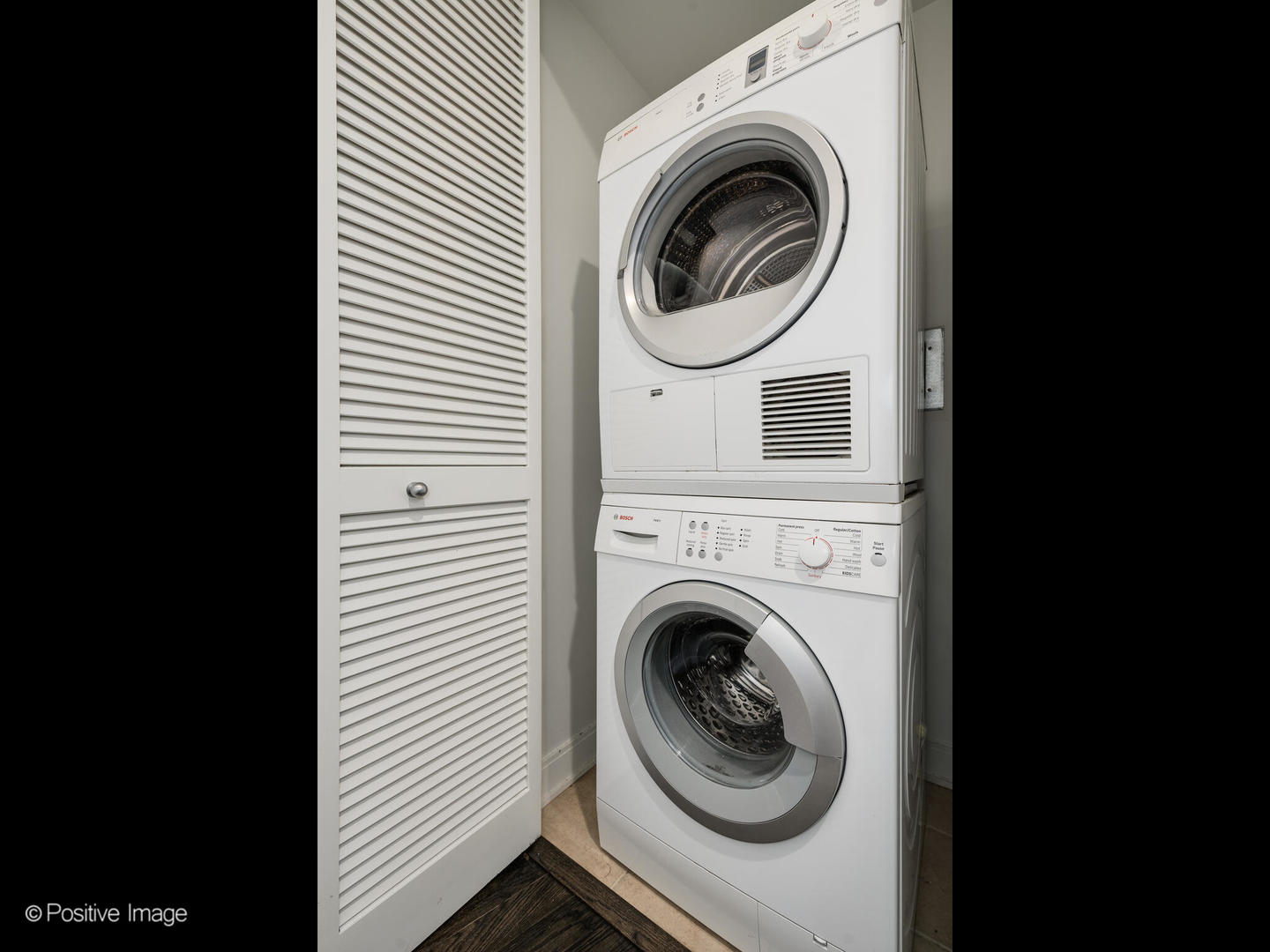 60 E MONROE Street Unit: 1708