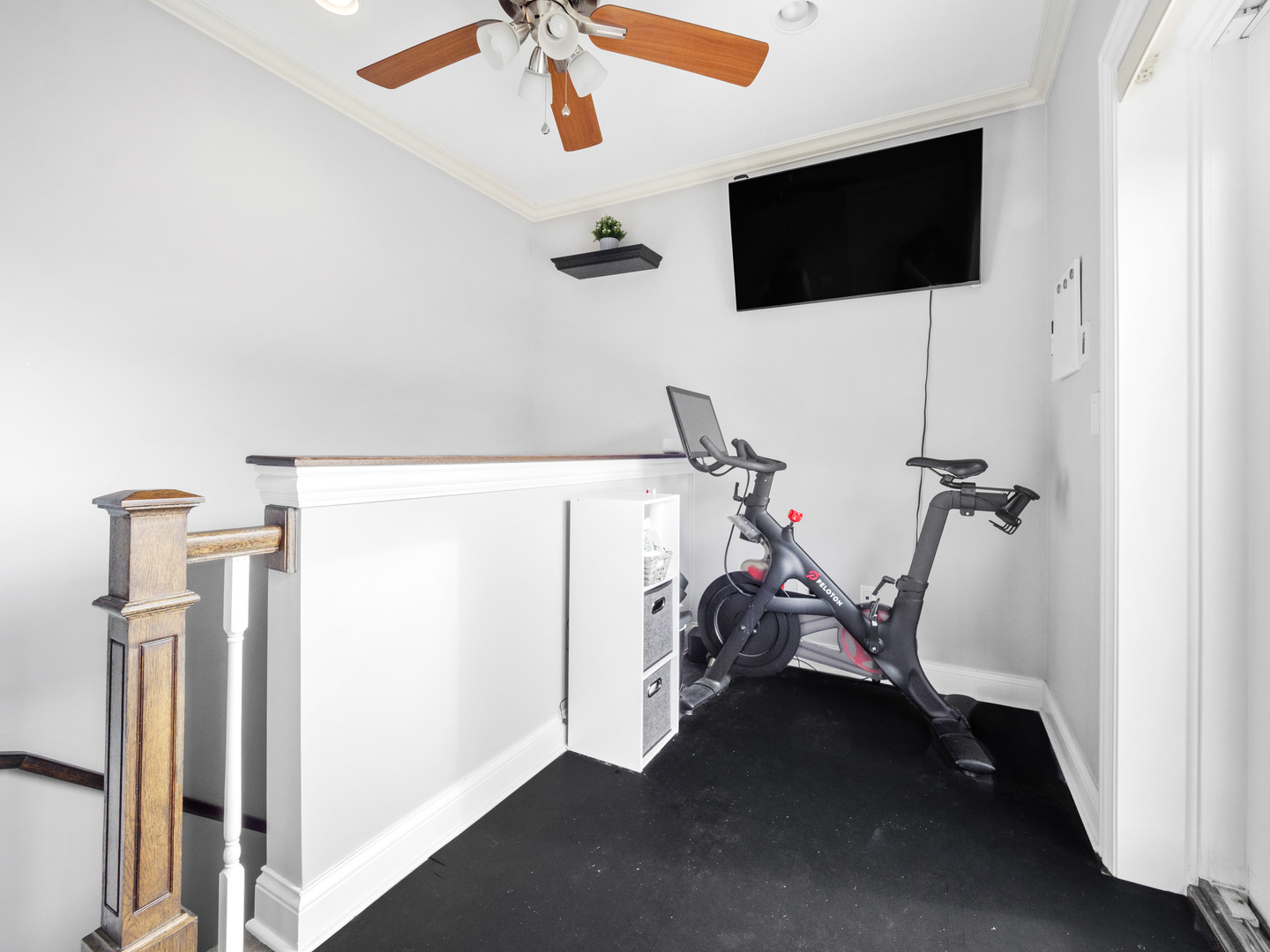 100 S Sangamon Street Unit: 4S