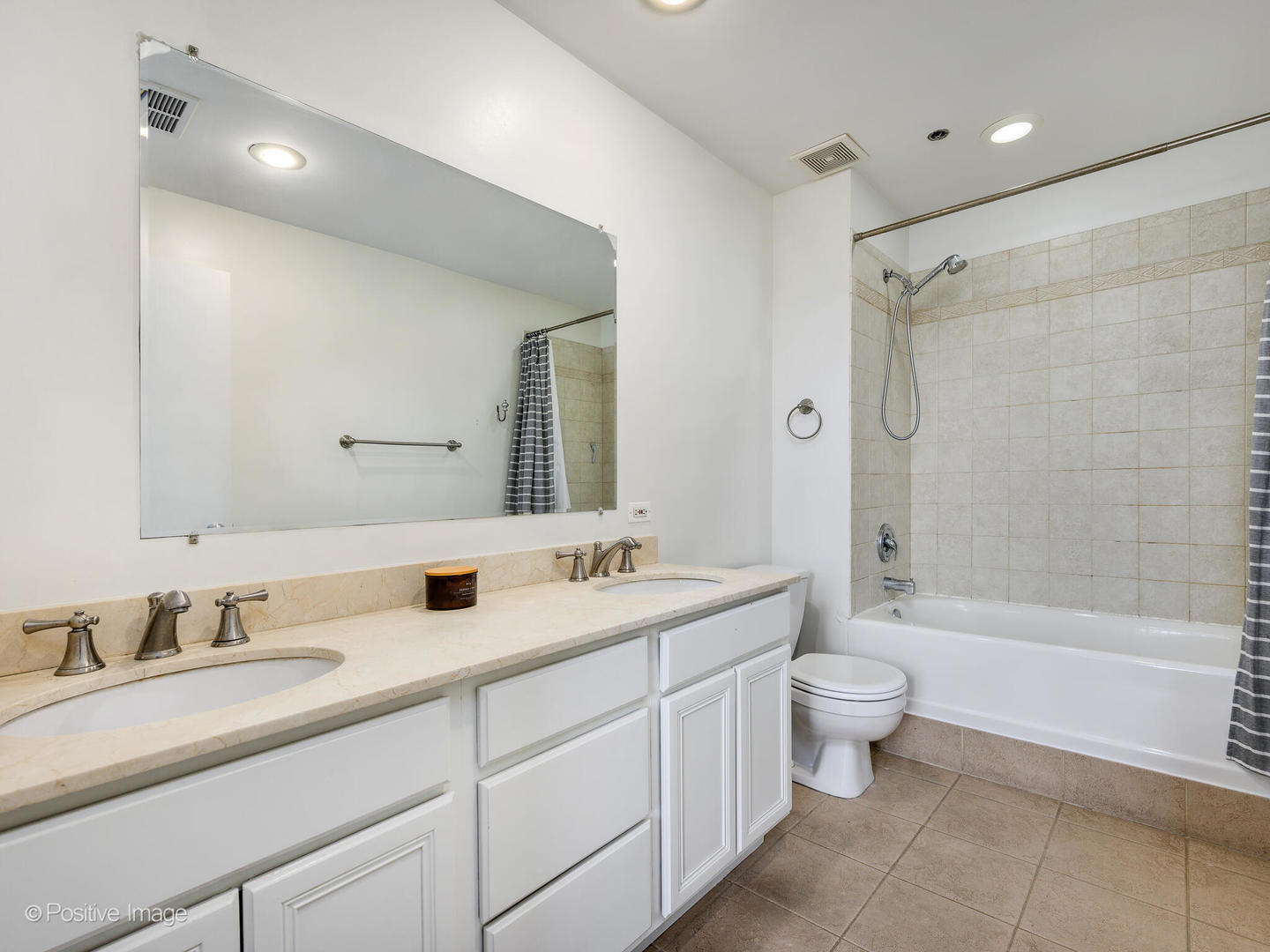 1020 S Wabash Avenue Unit: 6A