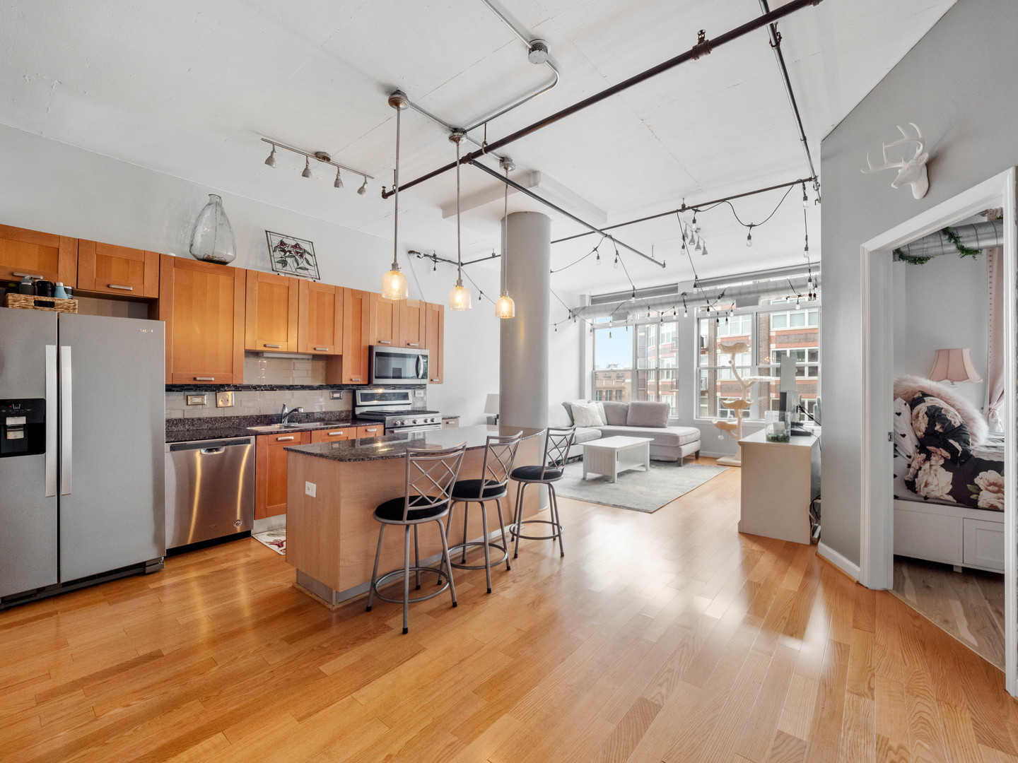 111 S Morgan Street Unit: 511