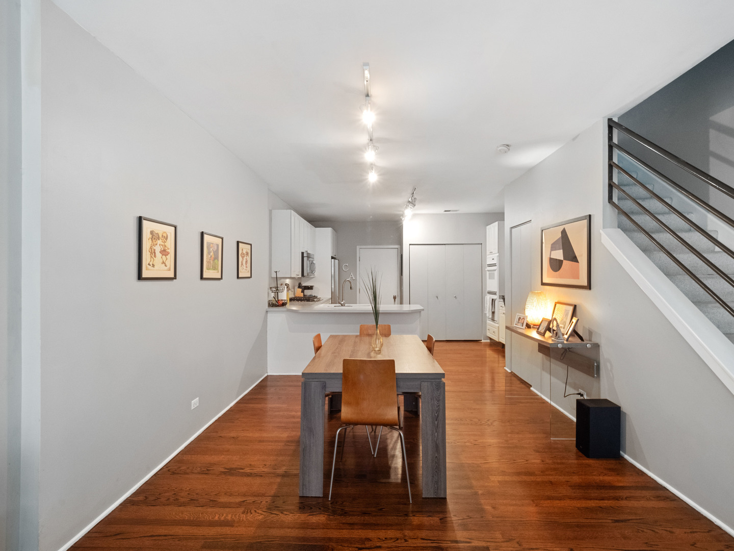 1801 W Diversey Parkway Unit: 30