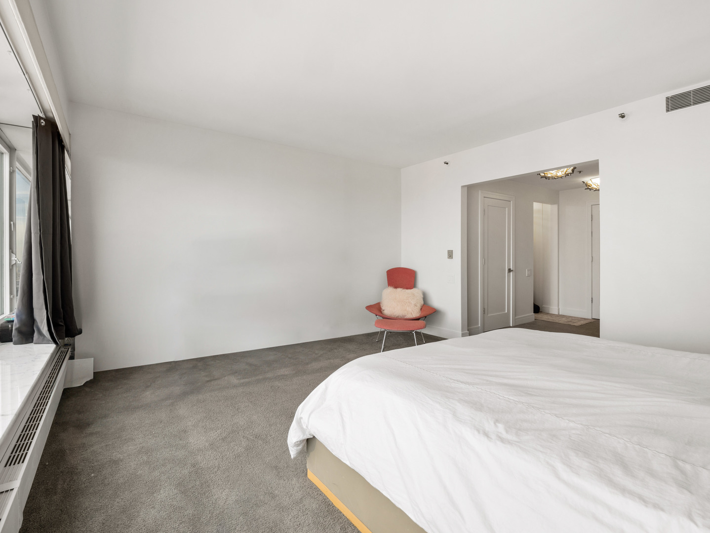 161 E Chicago Avenue Unit: 42H