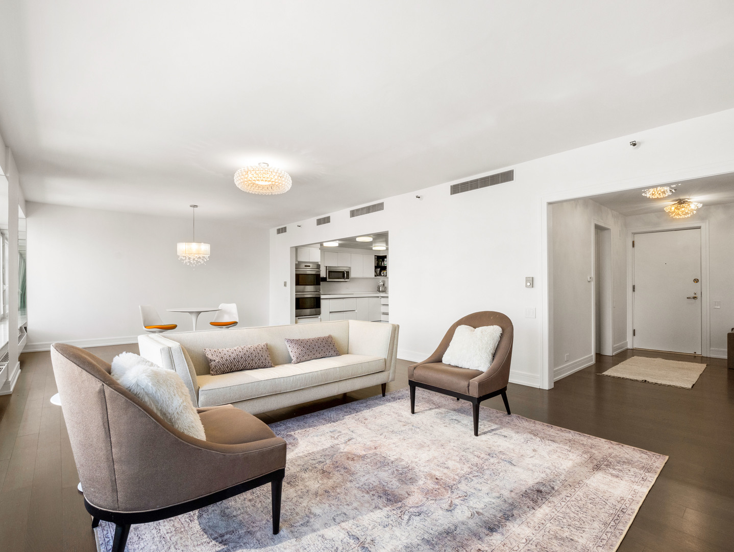 161 E Chicago Avenue Unit: 42H