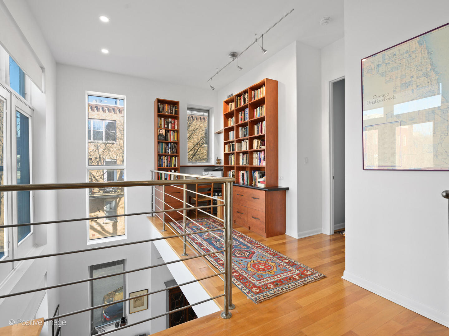 884 N Paulina Street Unit: 1R