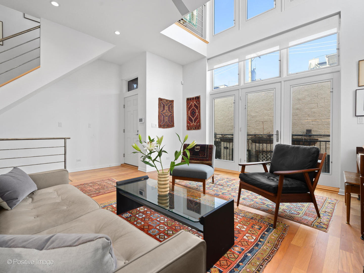 884 N Paulina Street Unit: 1R