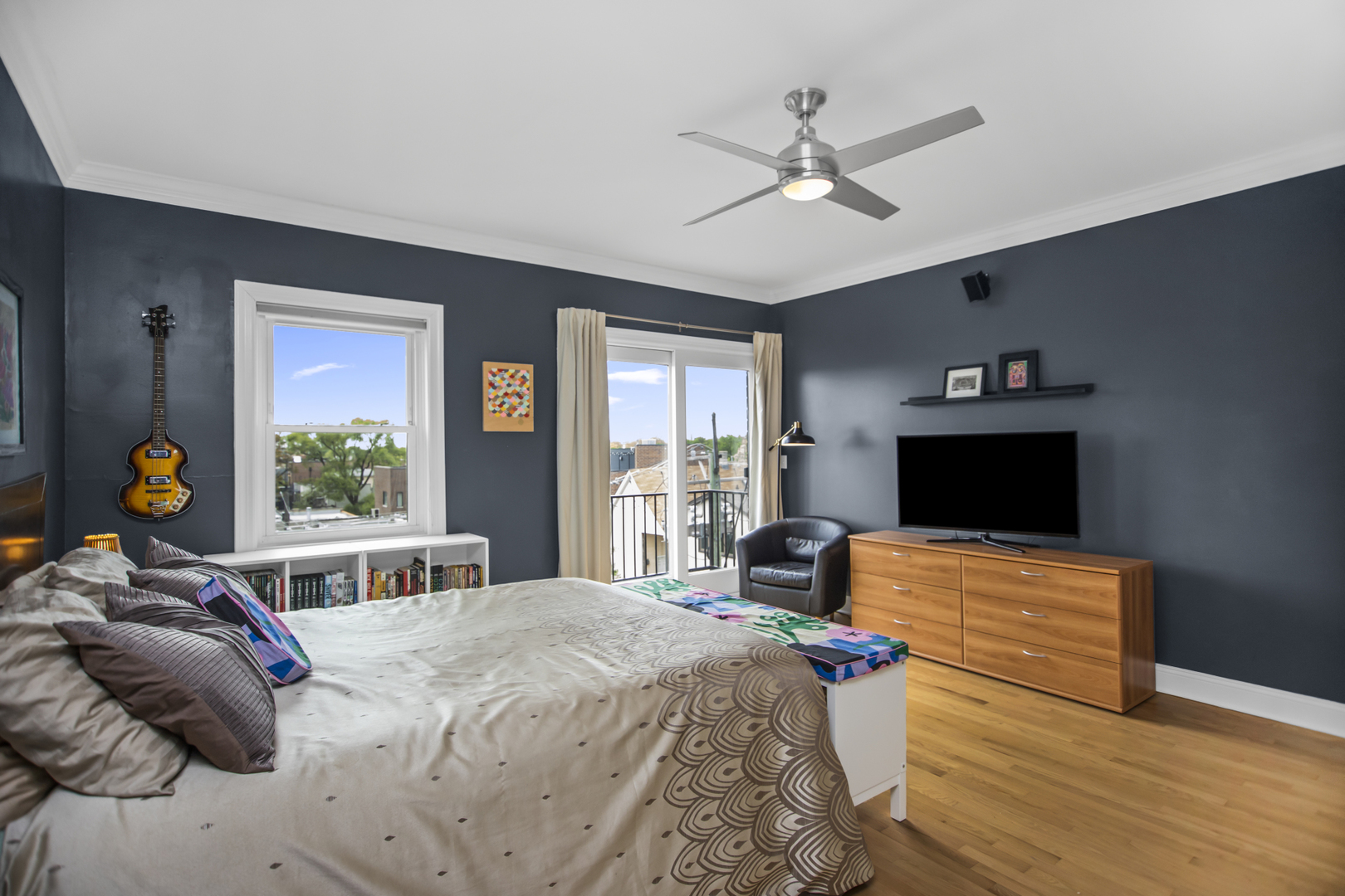 3346 N SOUTHPORT Avenue Unit: 4S
