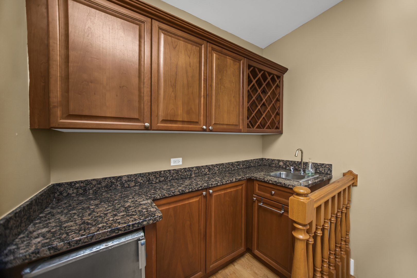 3346 N SOUTHPORT Avenue Unit: 4S