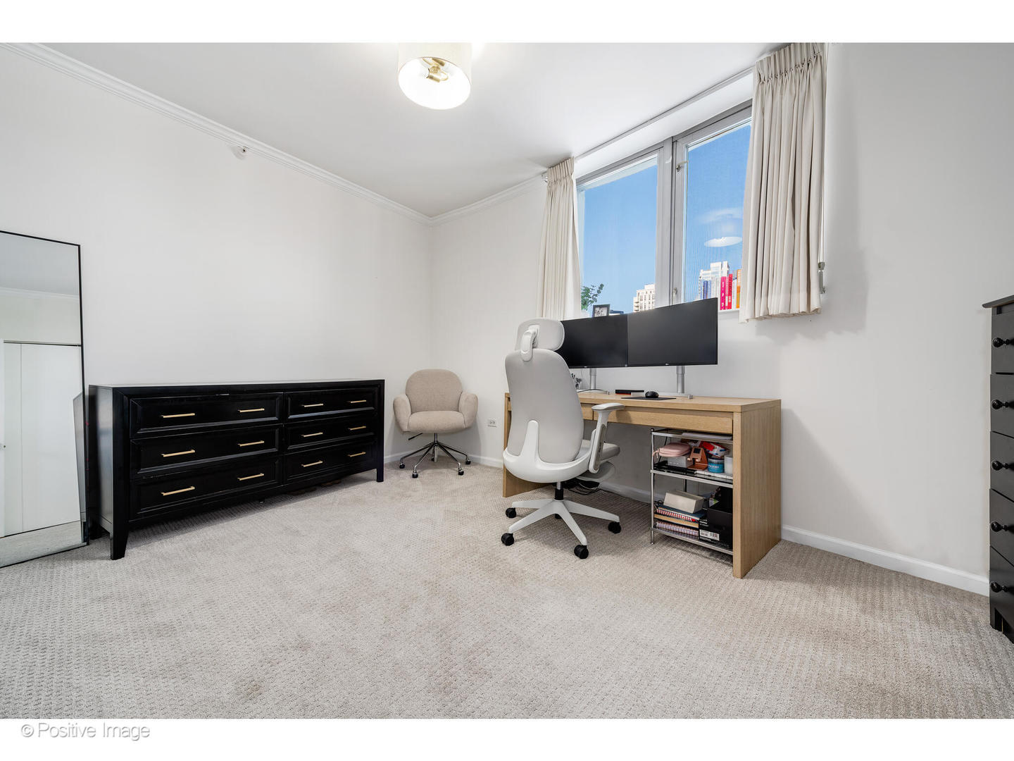 600 N Dearborn Street Unit: 701