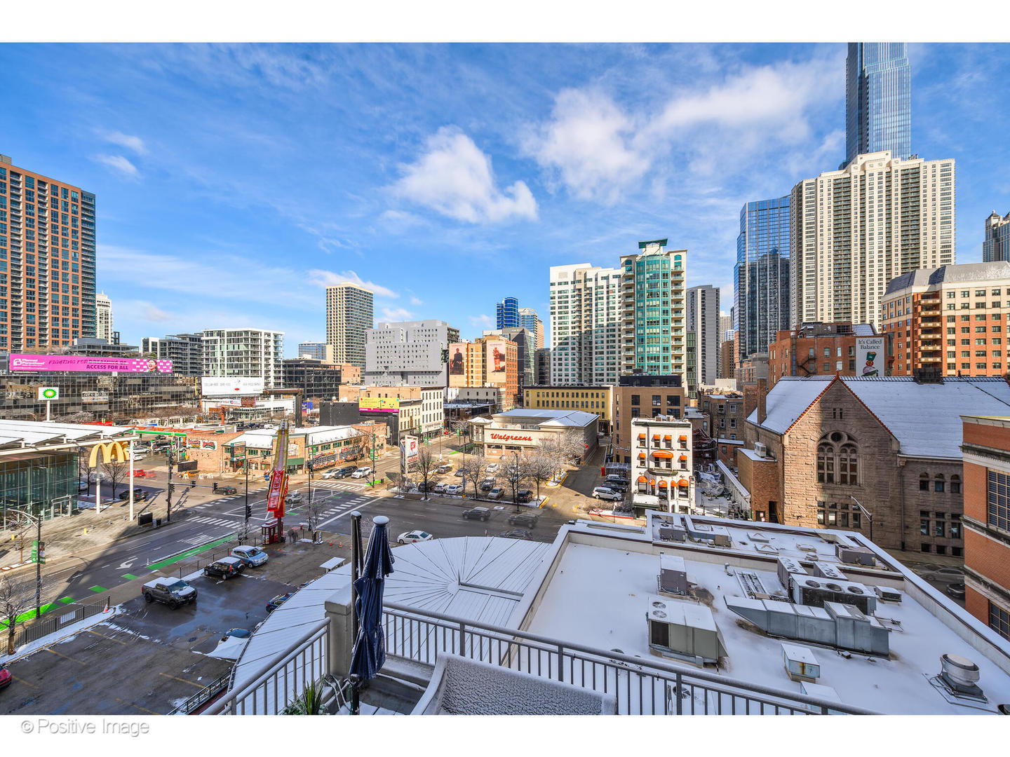 600 N Dearborn Street Unit: 701