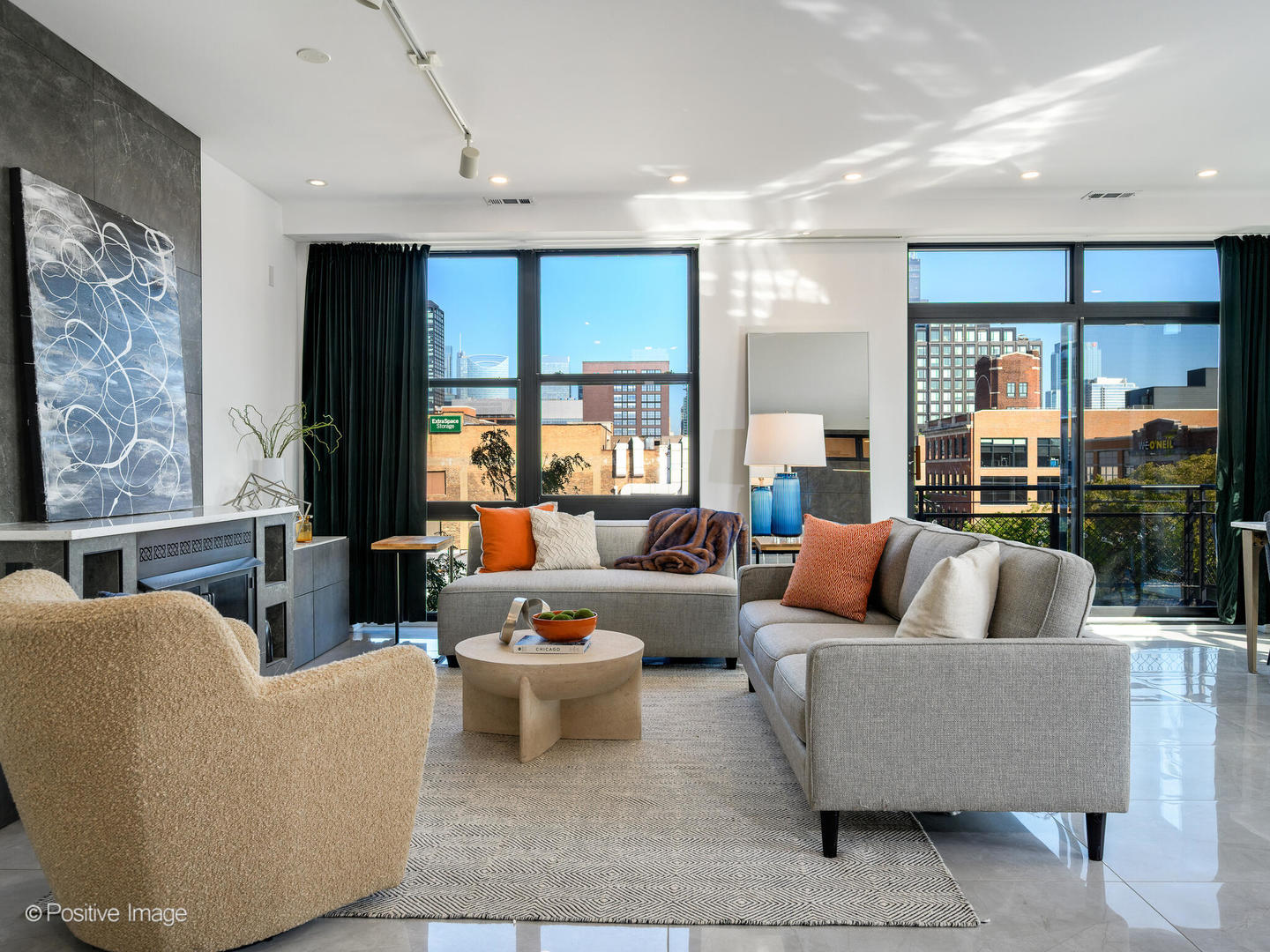 1260 W WASHINGTON Boulevard Unit: 404
