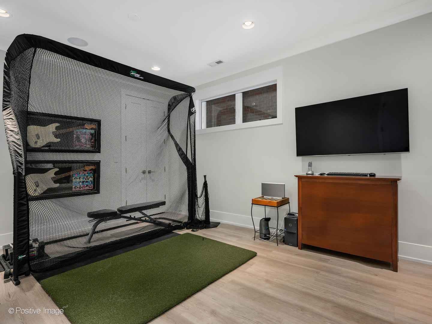 2018 W LEMOYNE Street Unit: 1W