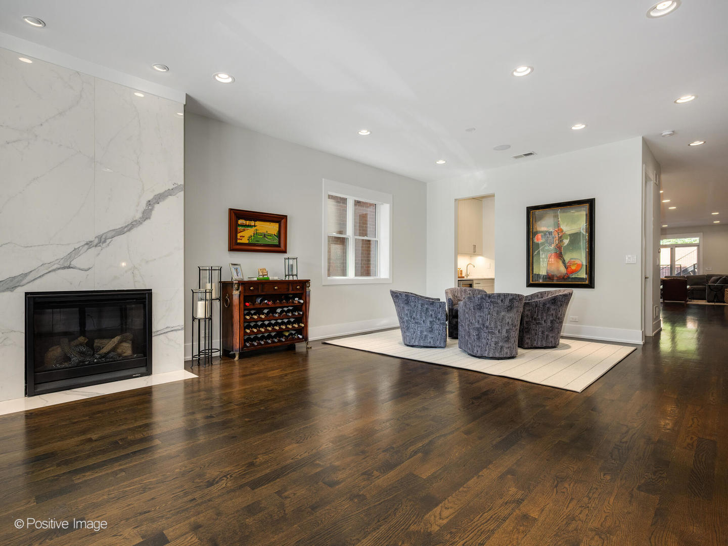 2018 W LEMOYNE Street Unit: 1W