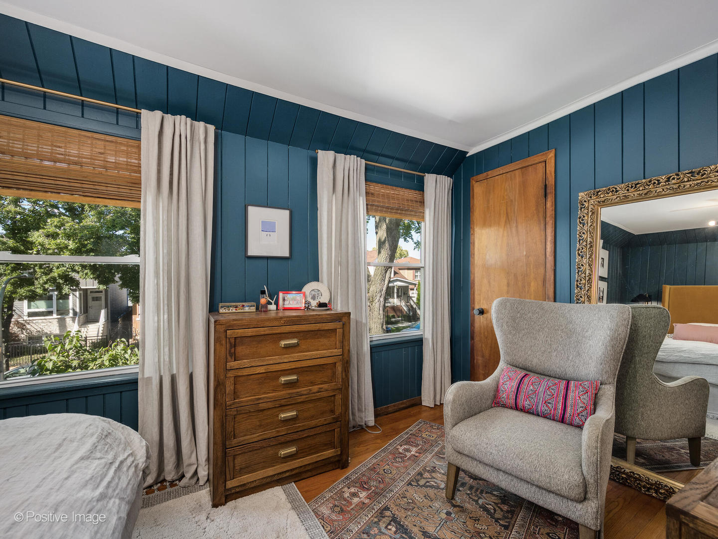 4017 N Whipple Street