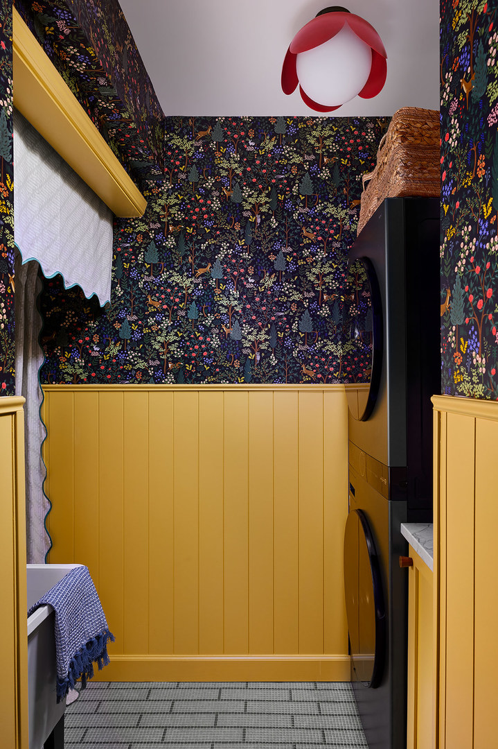 4017 N Whipple Street