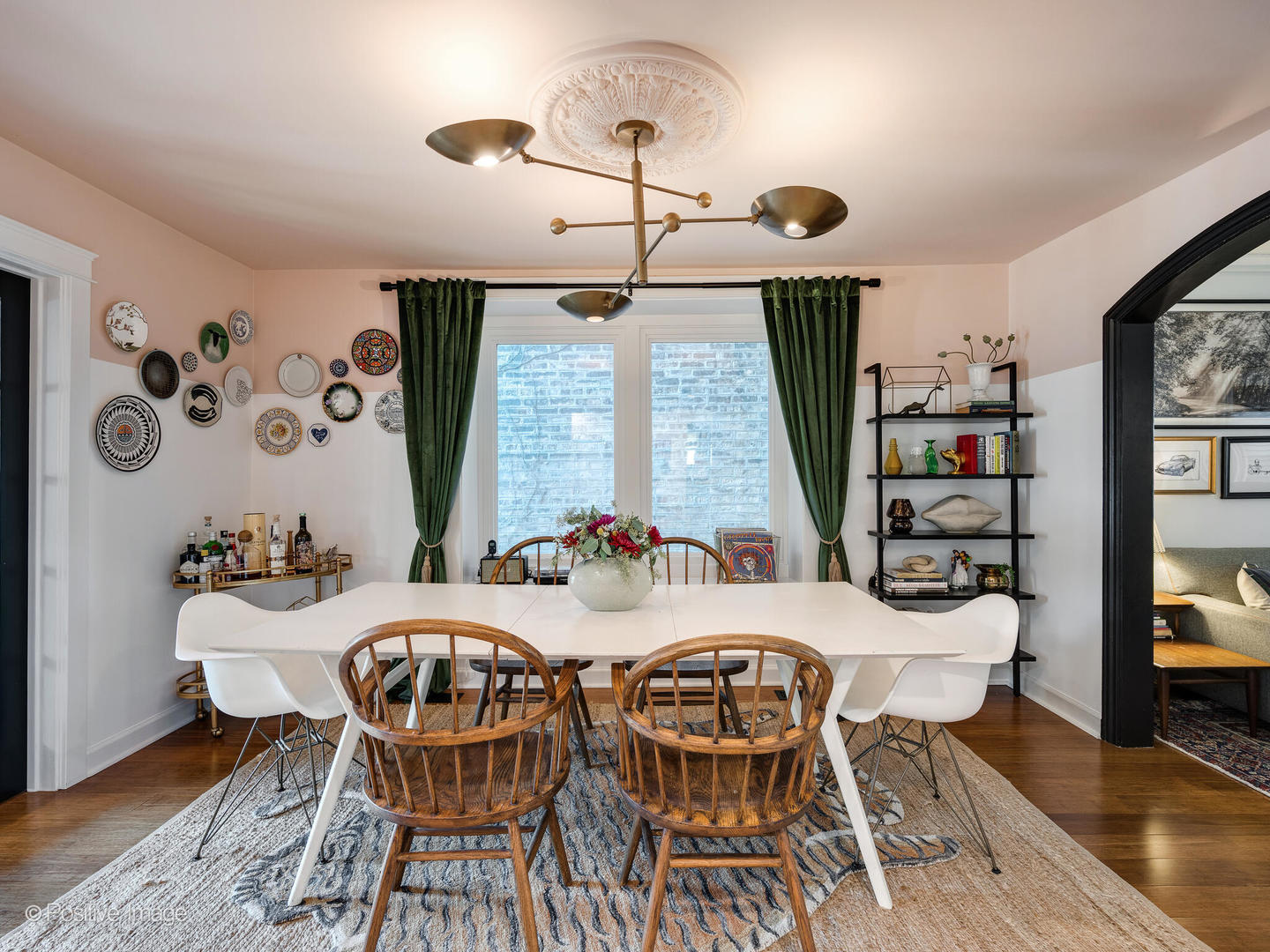 4017 N Whipple Street