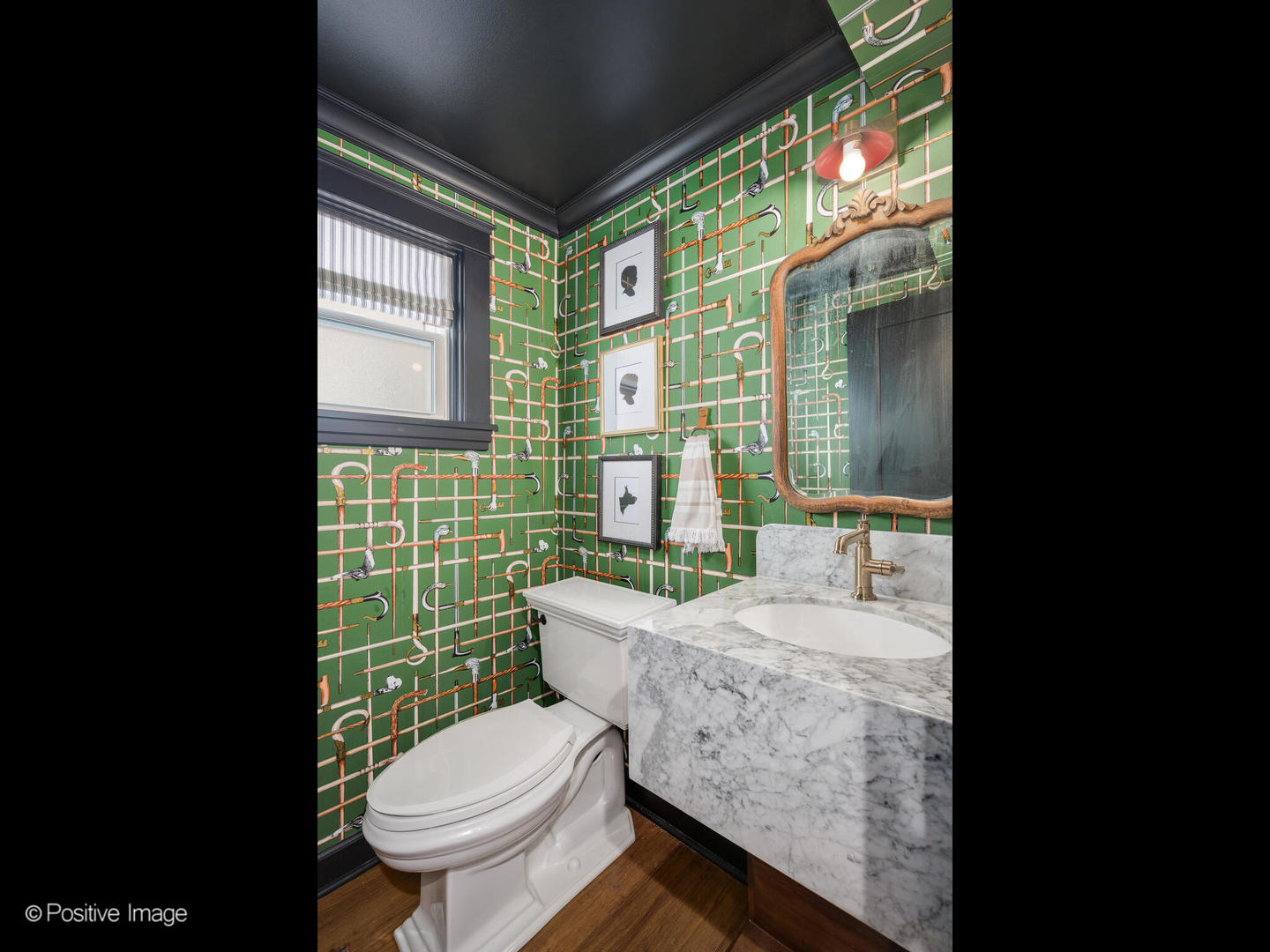 4017 N Whipple Street