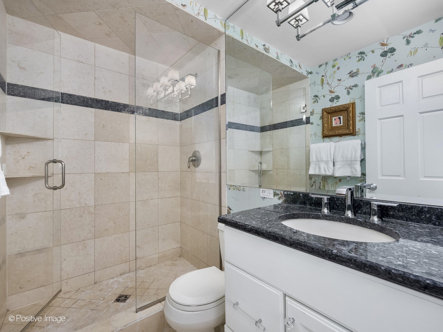 2500 N Seminary Avenue Unit: 3W