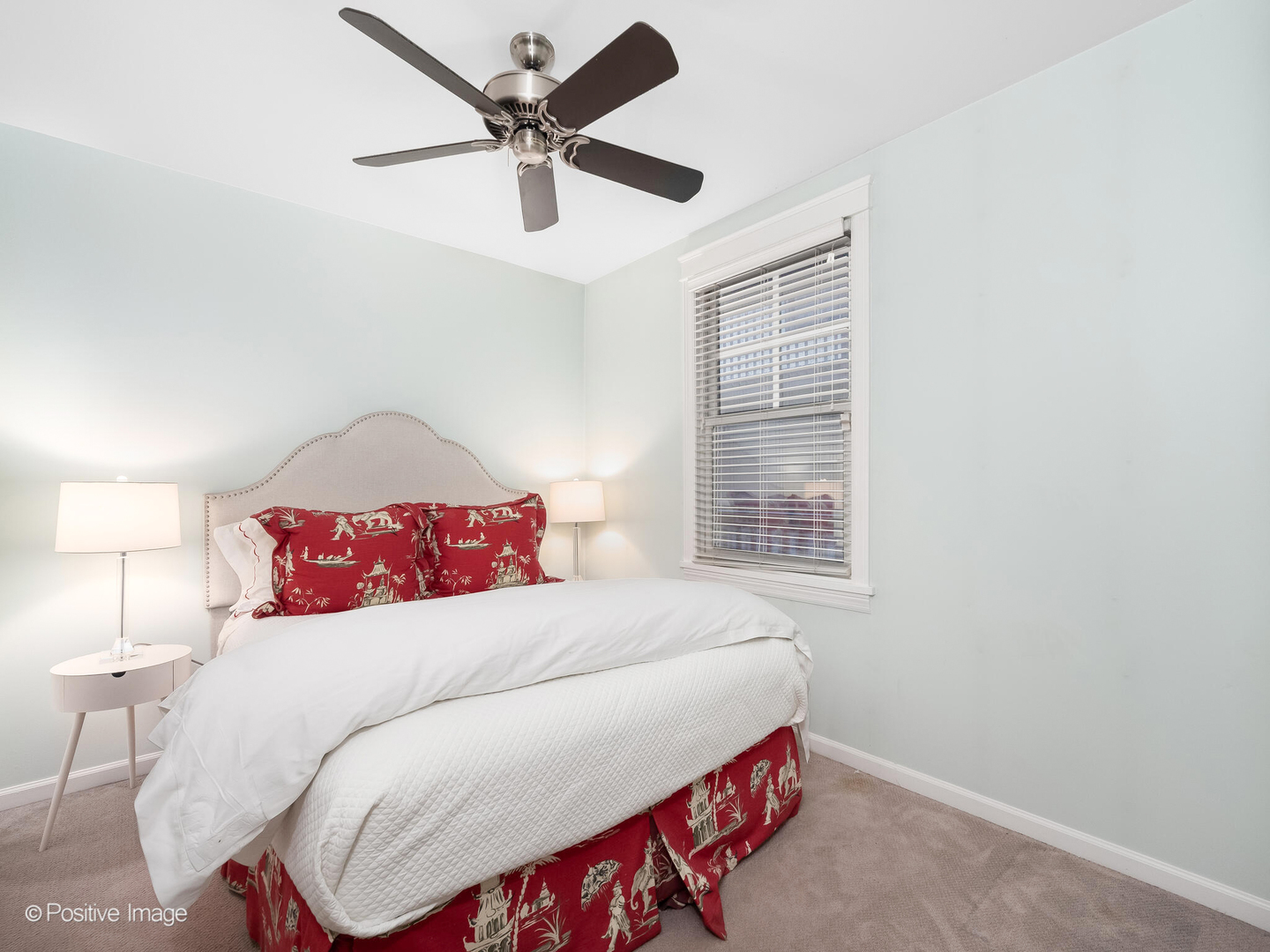 2500 N Seminary Avenue Unit: 3W