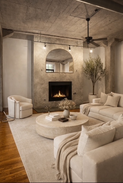 110 N Peoria Street Unit: 306