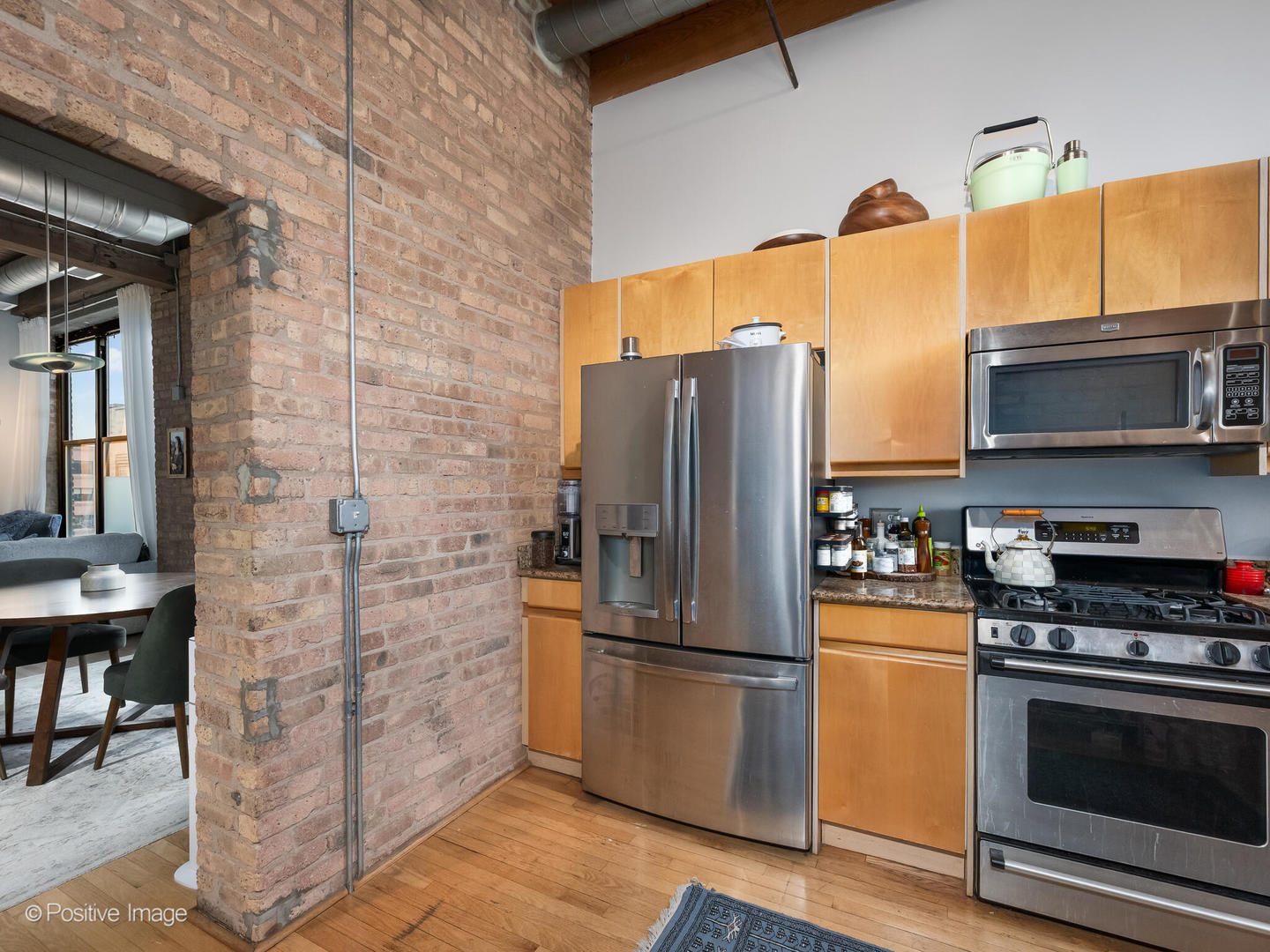 1330 W Monroe Street Unit: 410