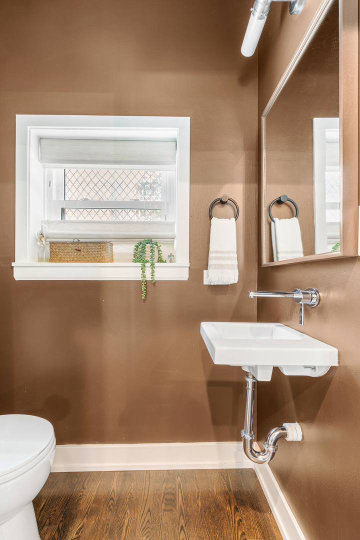 1226 N Dearborn Street Unit: C